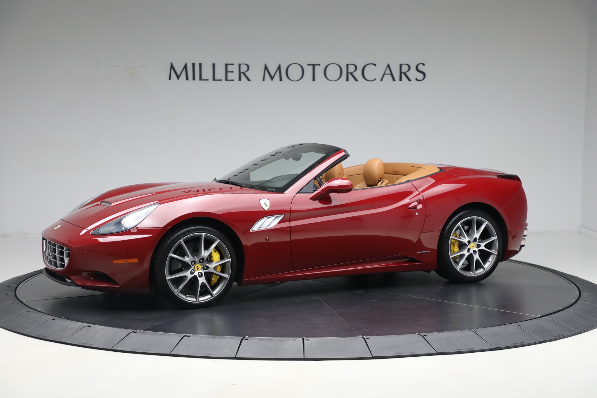 Used-2013-Ferrari-California