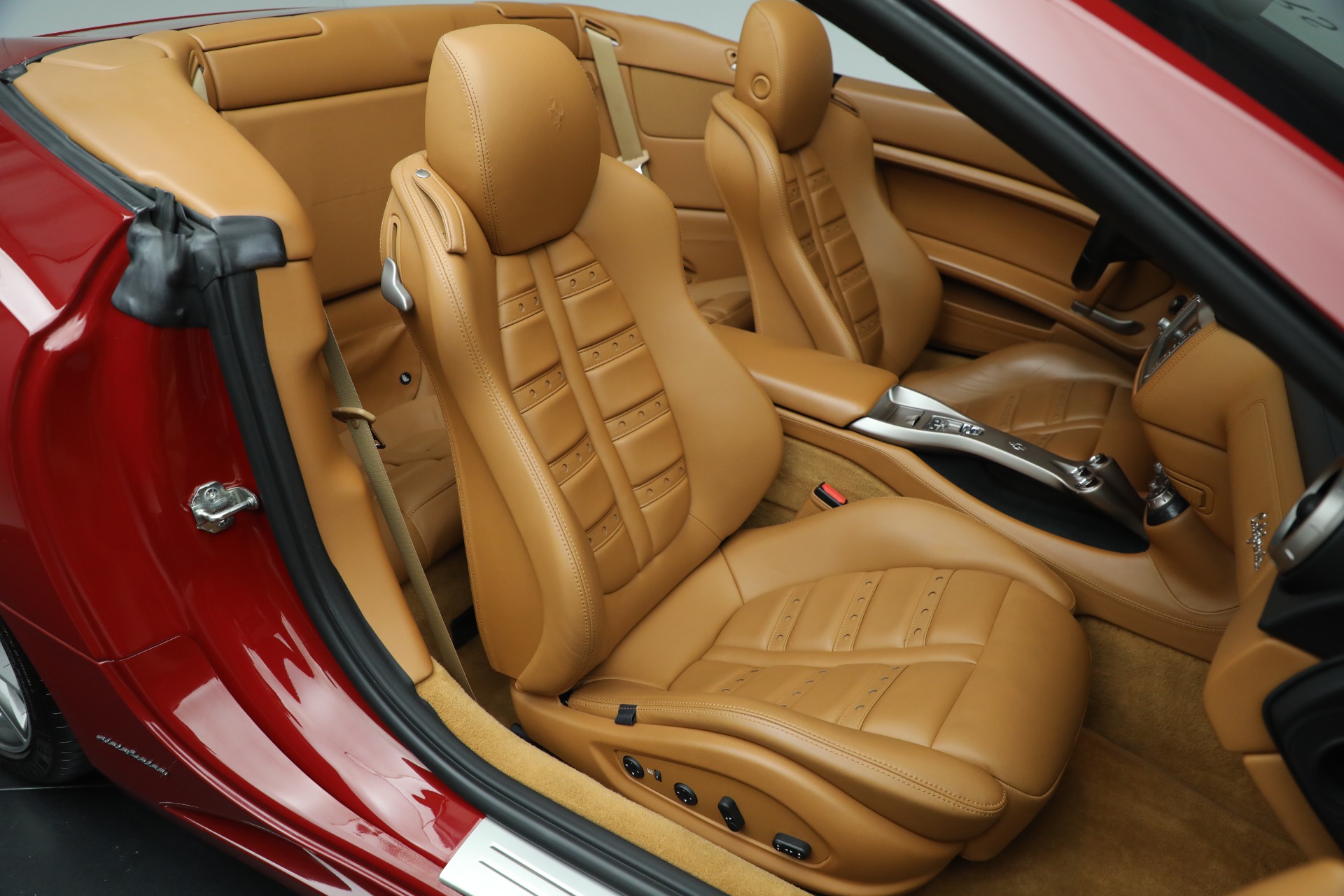 Used-2013-Ferrari-California