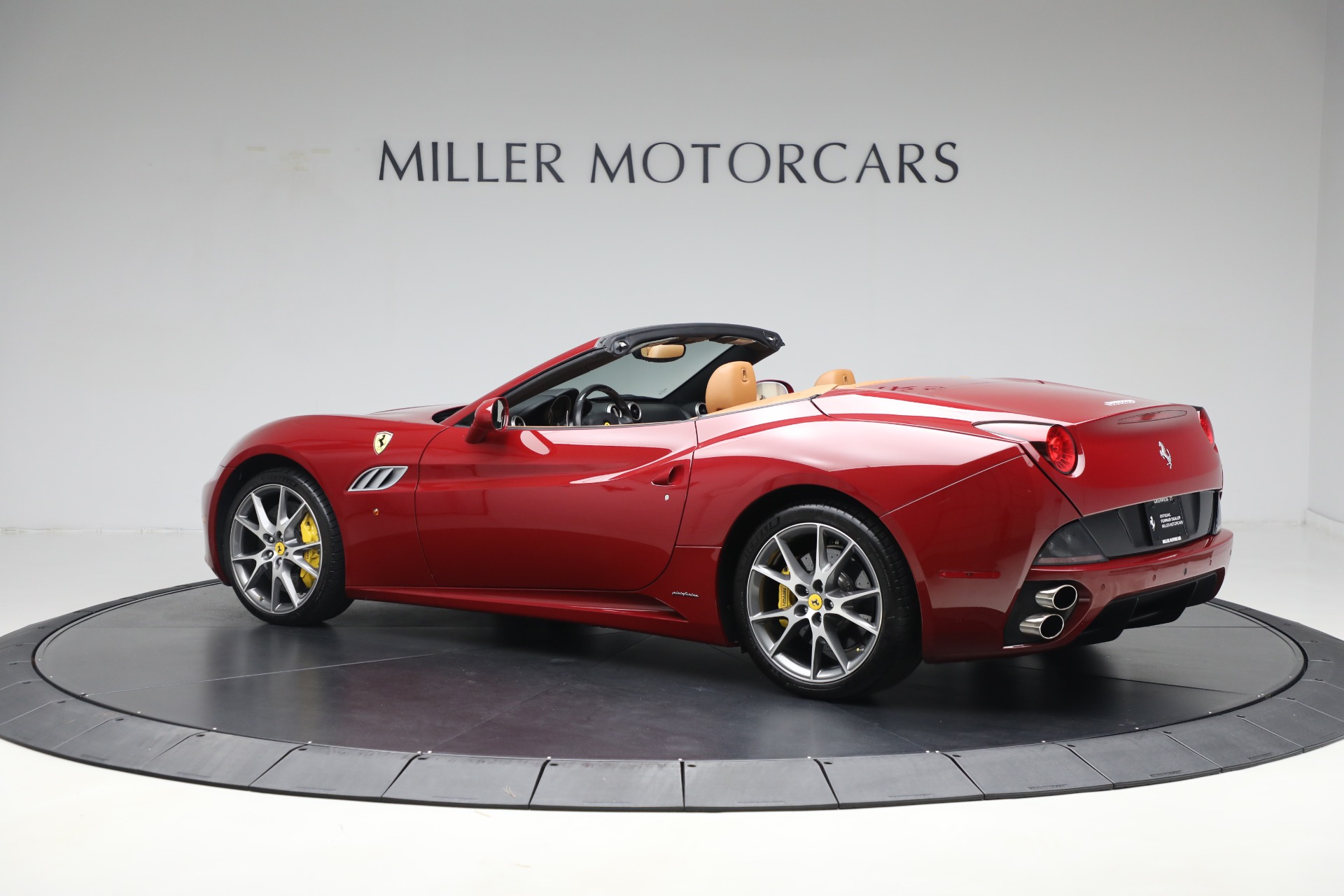 Used-2013-Ferrari-California