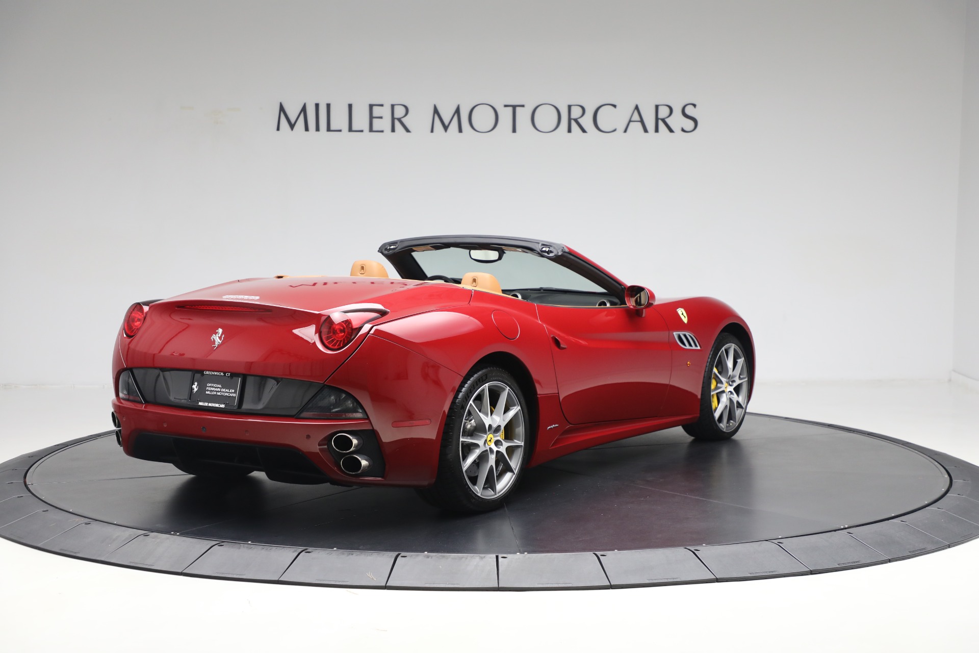 Used-2013-Ferrari-California
