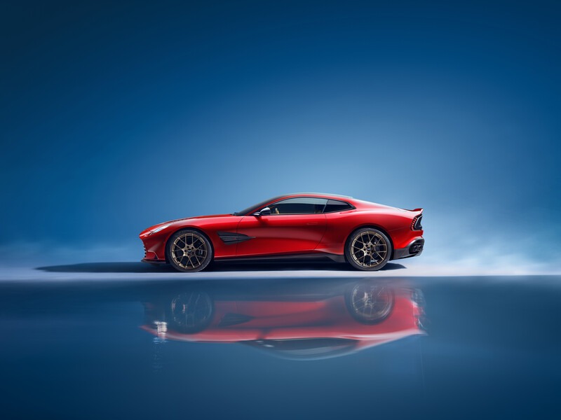 New-2026-Aston-Martin-Vanquish