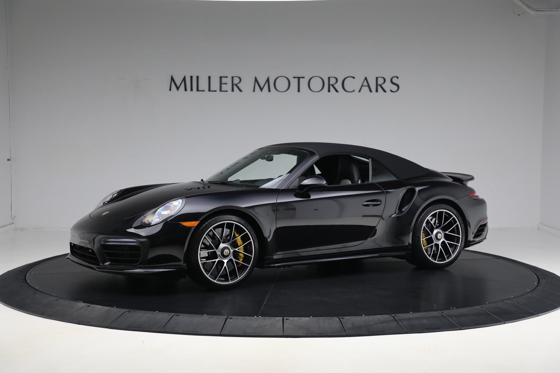 Used-2019-Porsche-911-Turbo-S