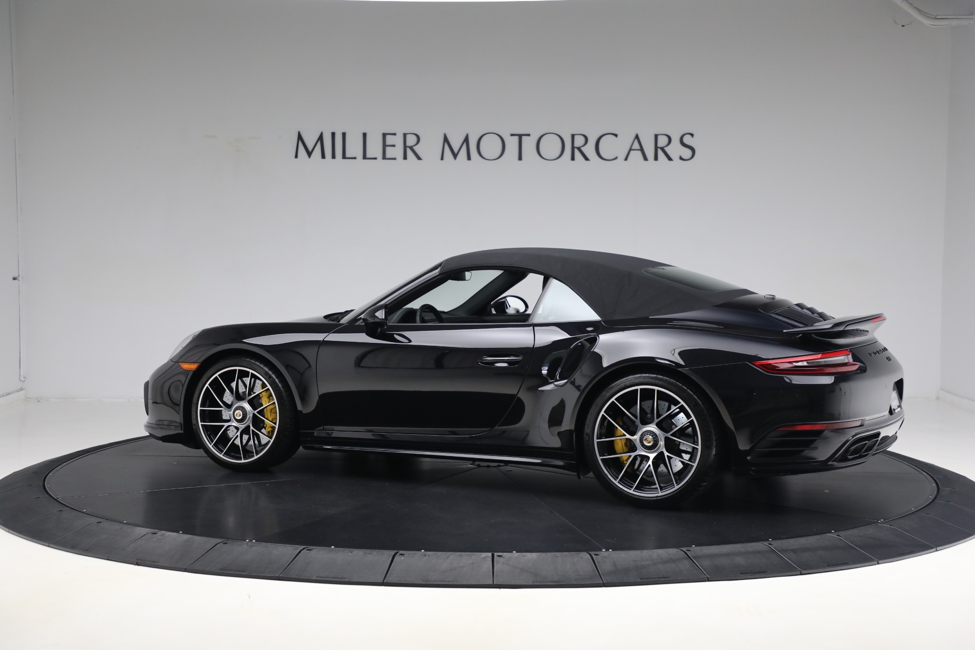 Used-2019-Porsche-911-Turbo-S