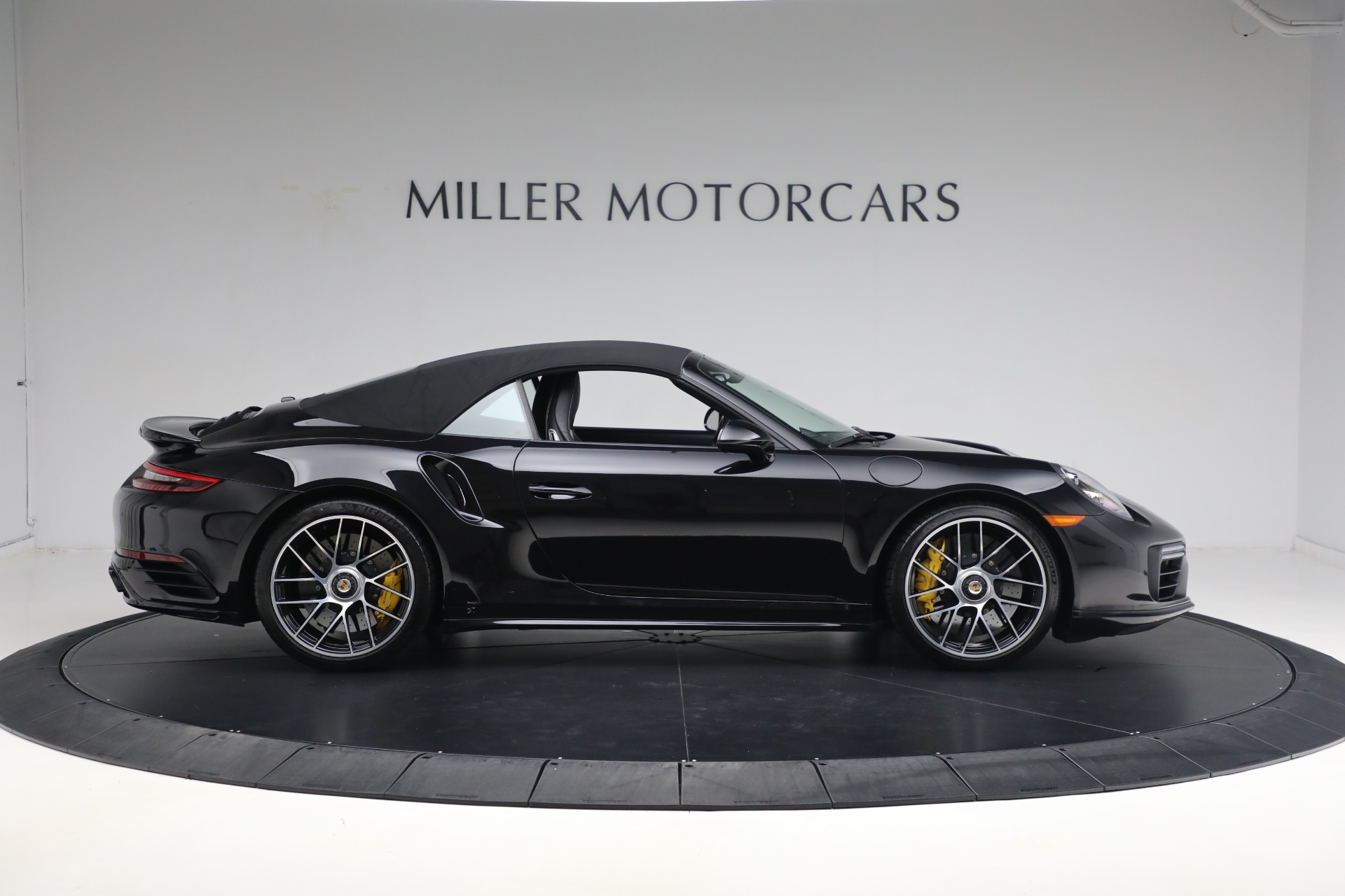Used-2019-Porsche-911-Turbo-S