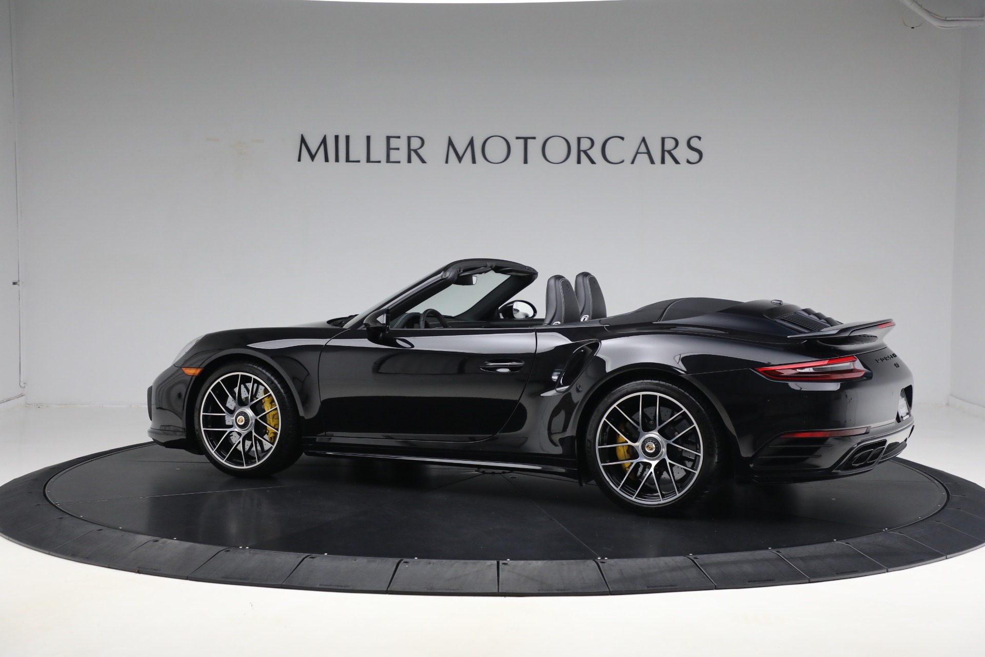 Used-2019-Porsche-911-Turbo-S