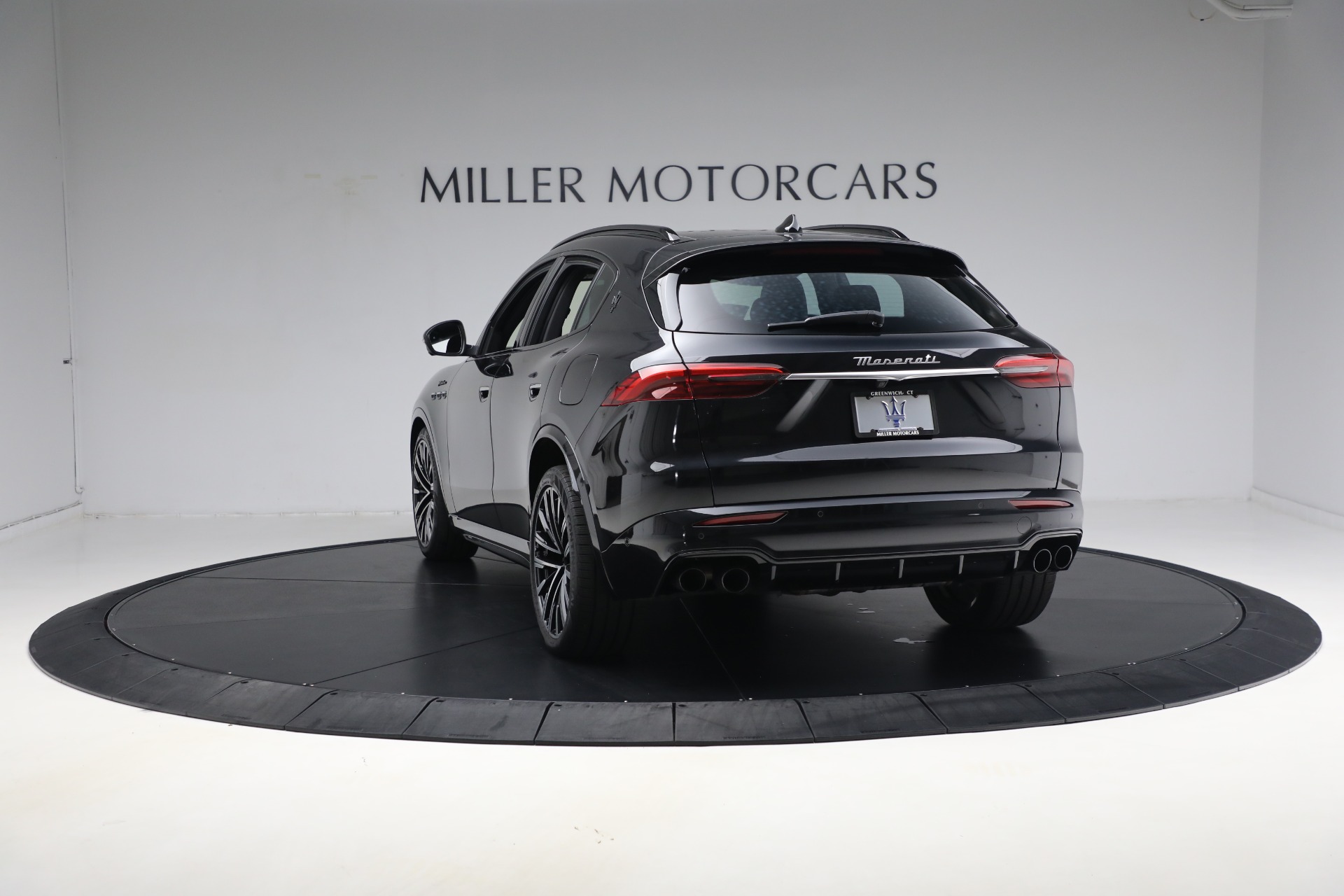 Used-2023-Maserati-Grecale-Modena