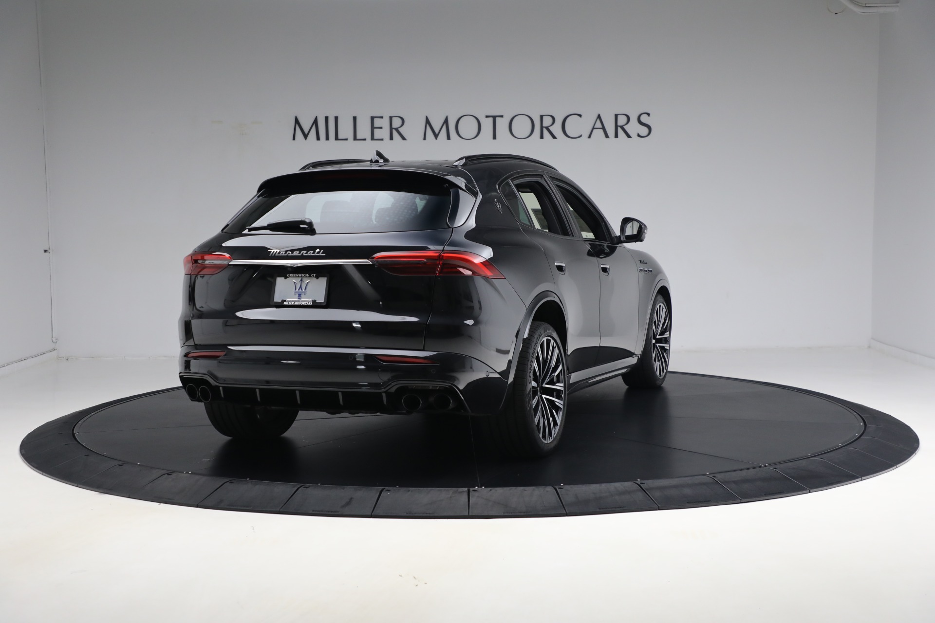 Used-2023-Maserati-Grecale-Modena