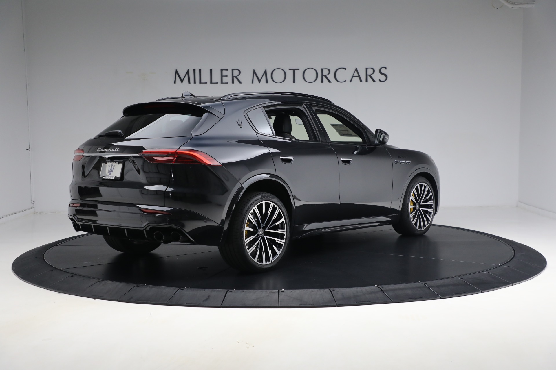 Used-2023-Maserati-Grecale-Modena