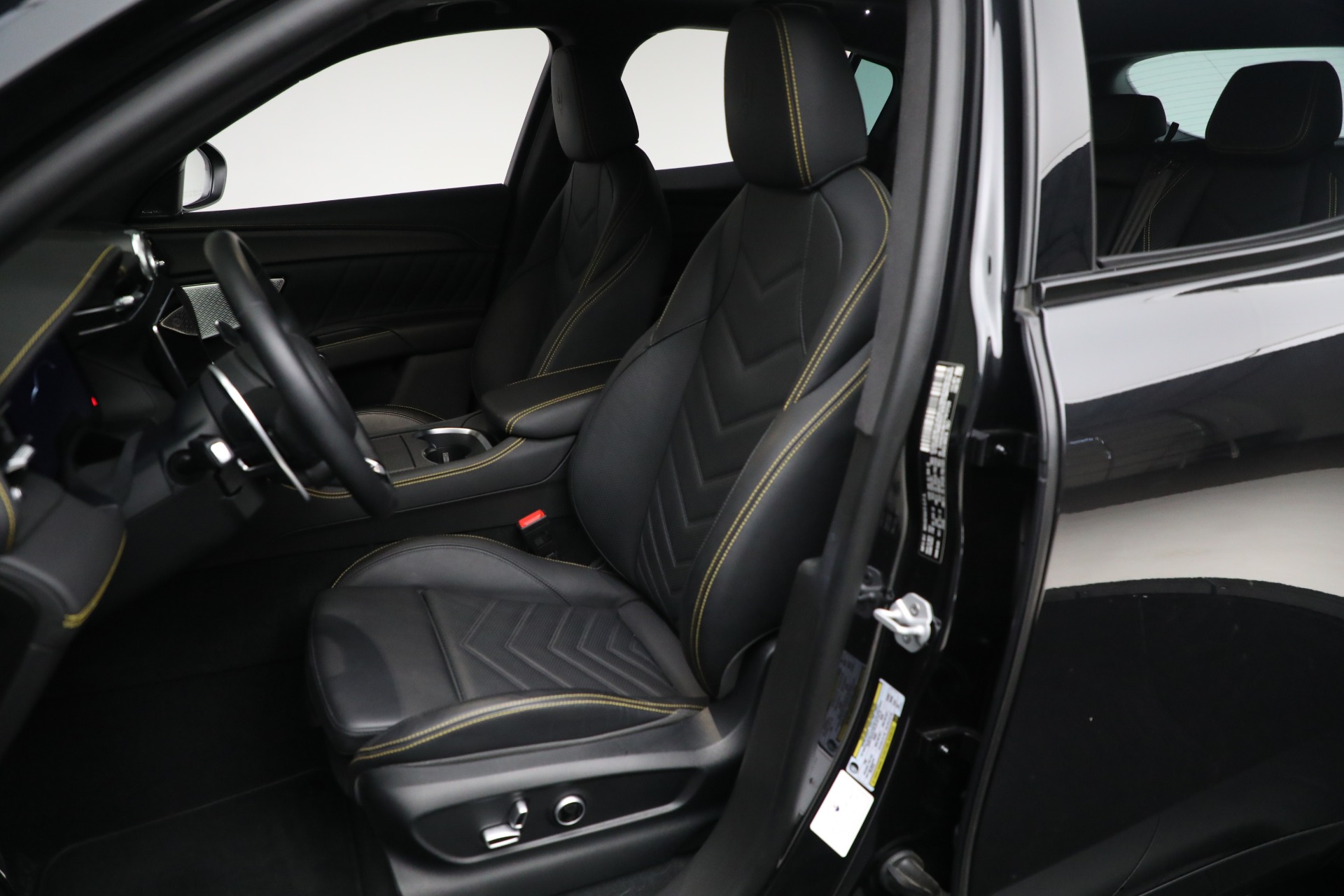 Used-2023-Maserati-Grecale-Modena