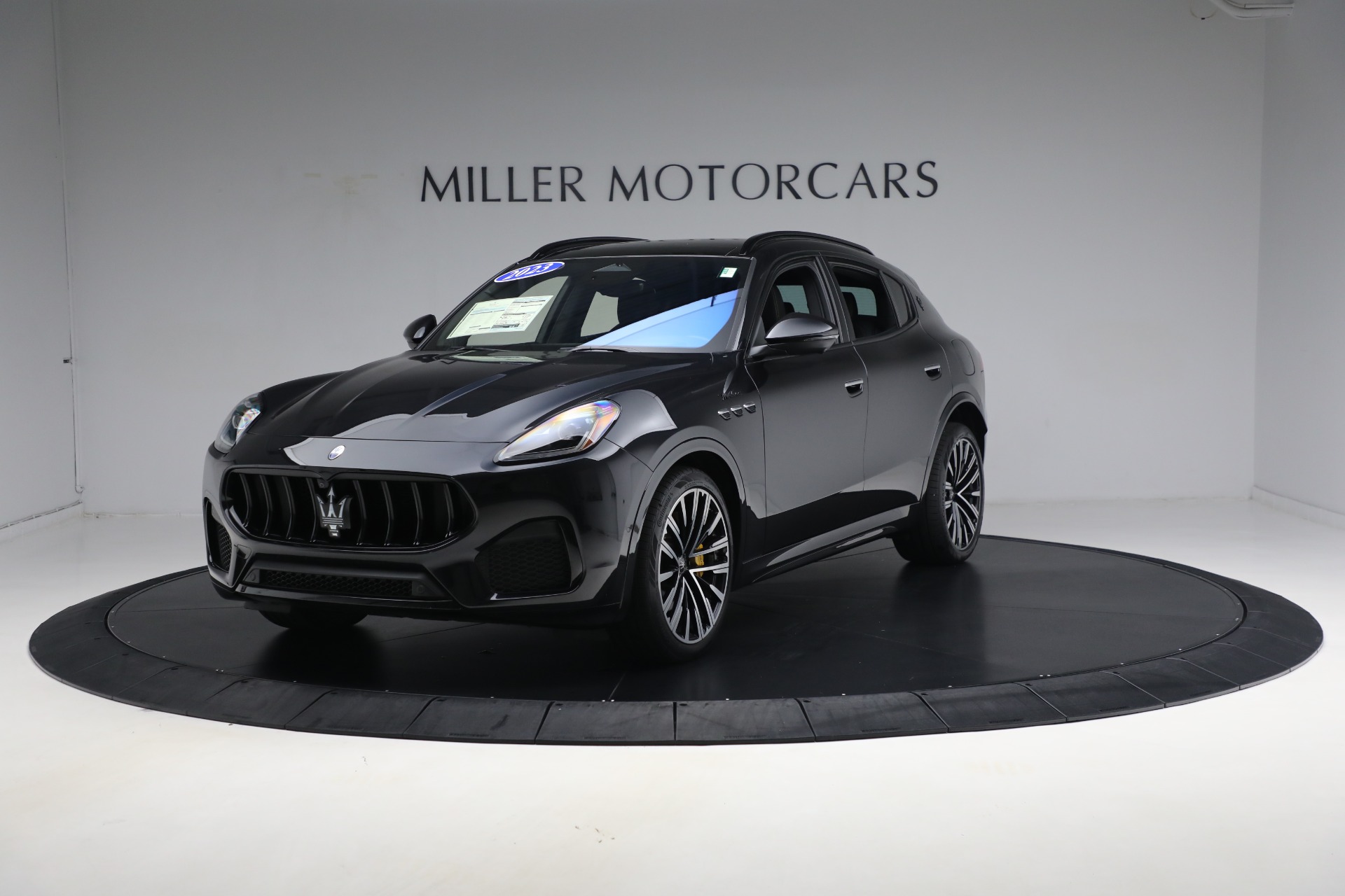 Used-2023-Maserati-Grecale-Modena