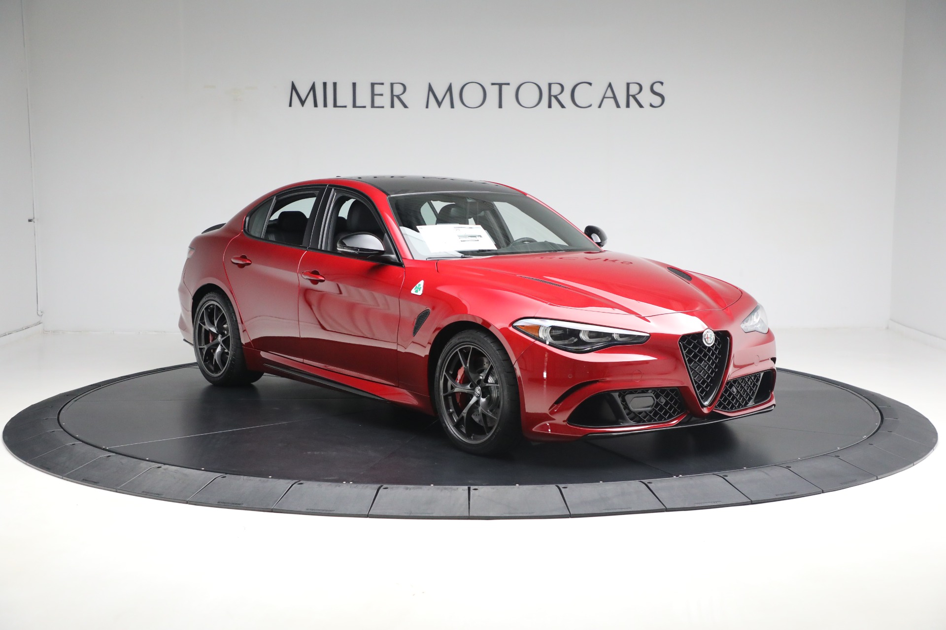 New-2024-Alfa-Romeo-Giulia-Quadrifoglio