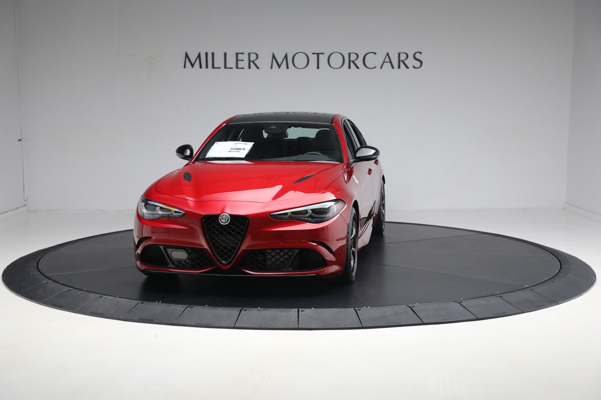 New-2024-Alfa-Romeo-Giulia-Quadrifoglio