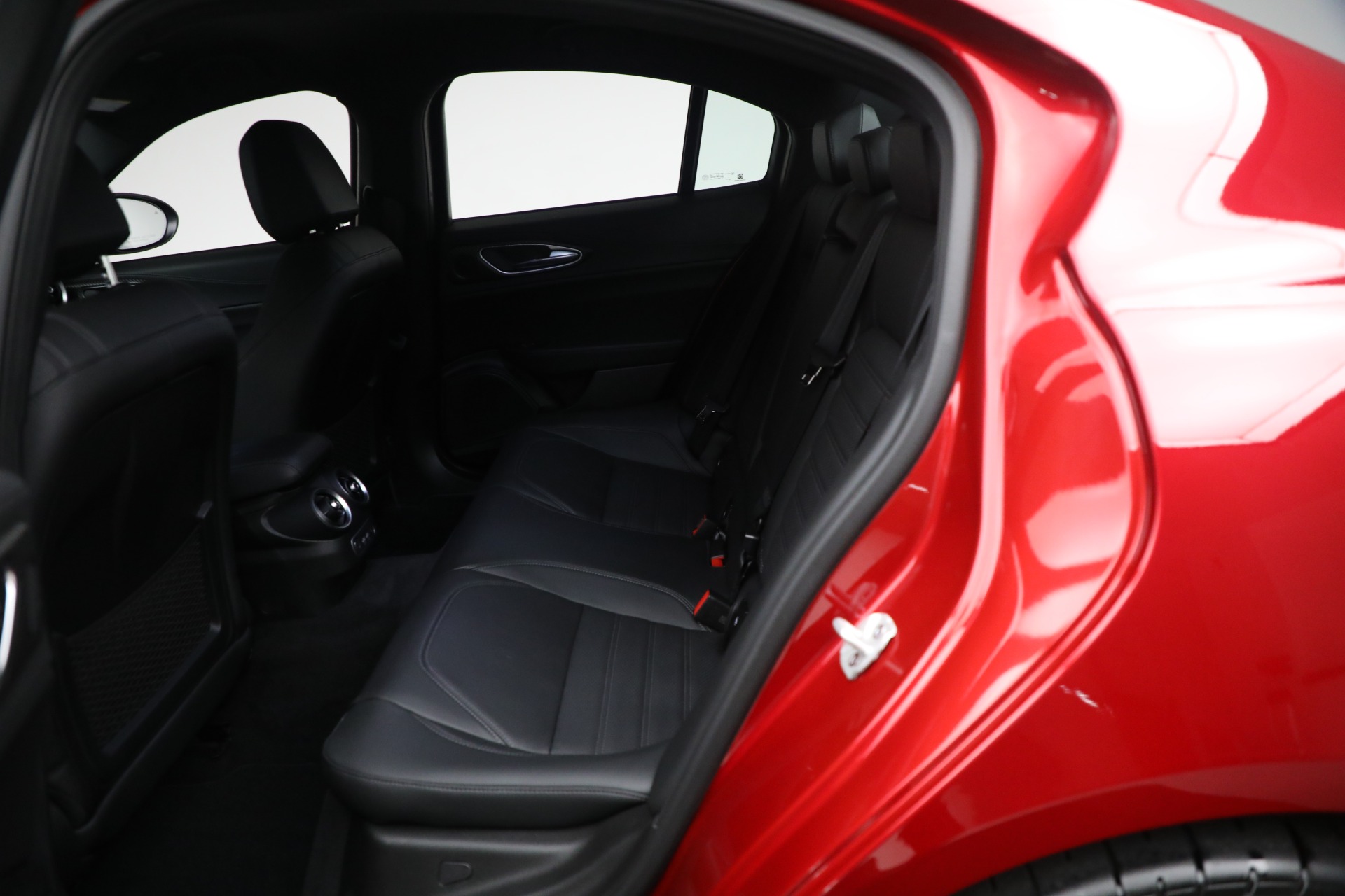 New-2024-Alfa-Romeo-Giulia-Quadrifoglio