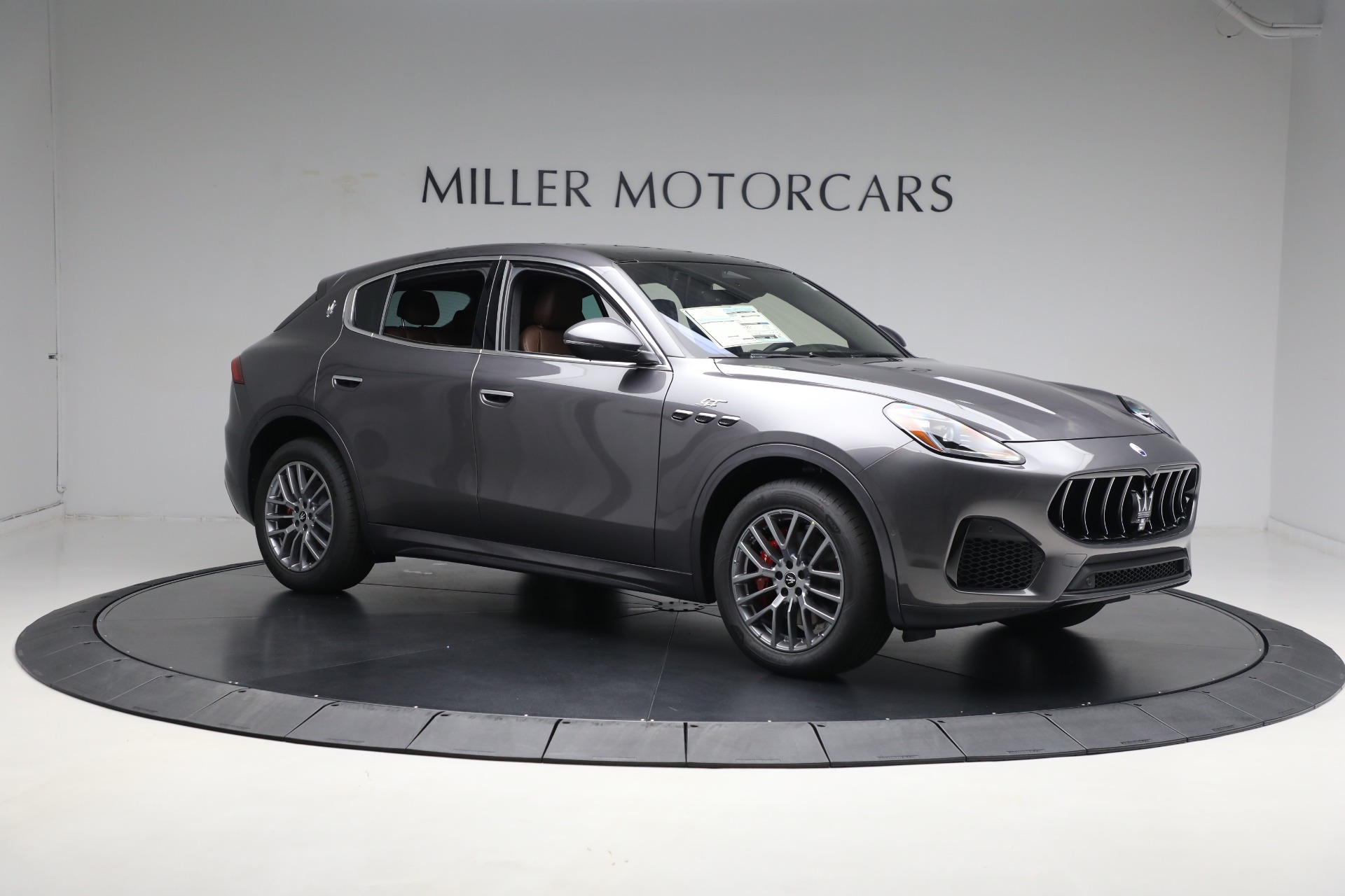 New-2024-Maserati-Grecale-GT