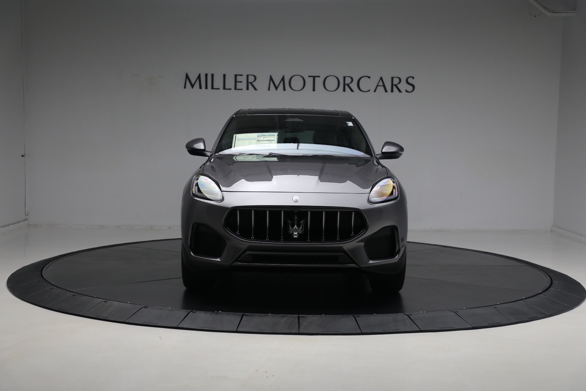 New-2024-Maserati-Grecale-GT