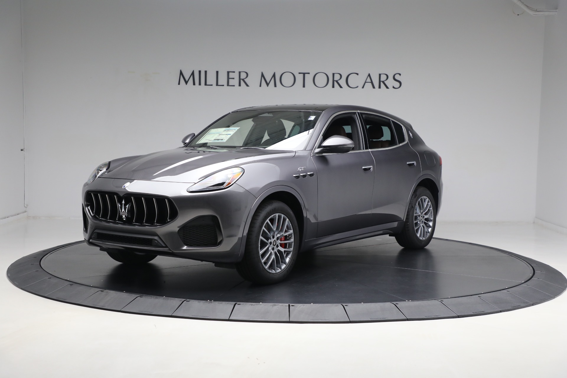 New-2024-Maserati-Grecale-GT