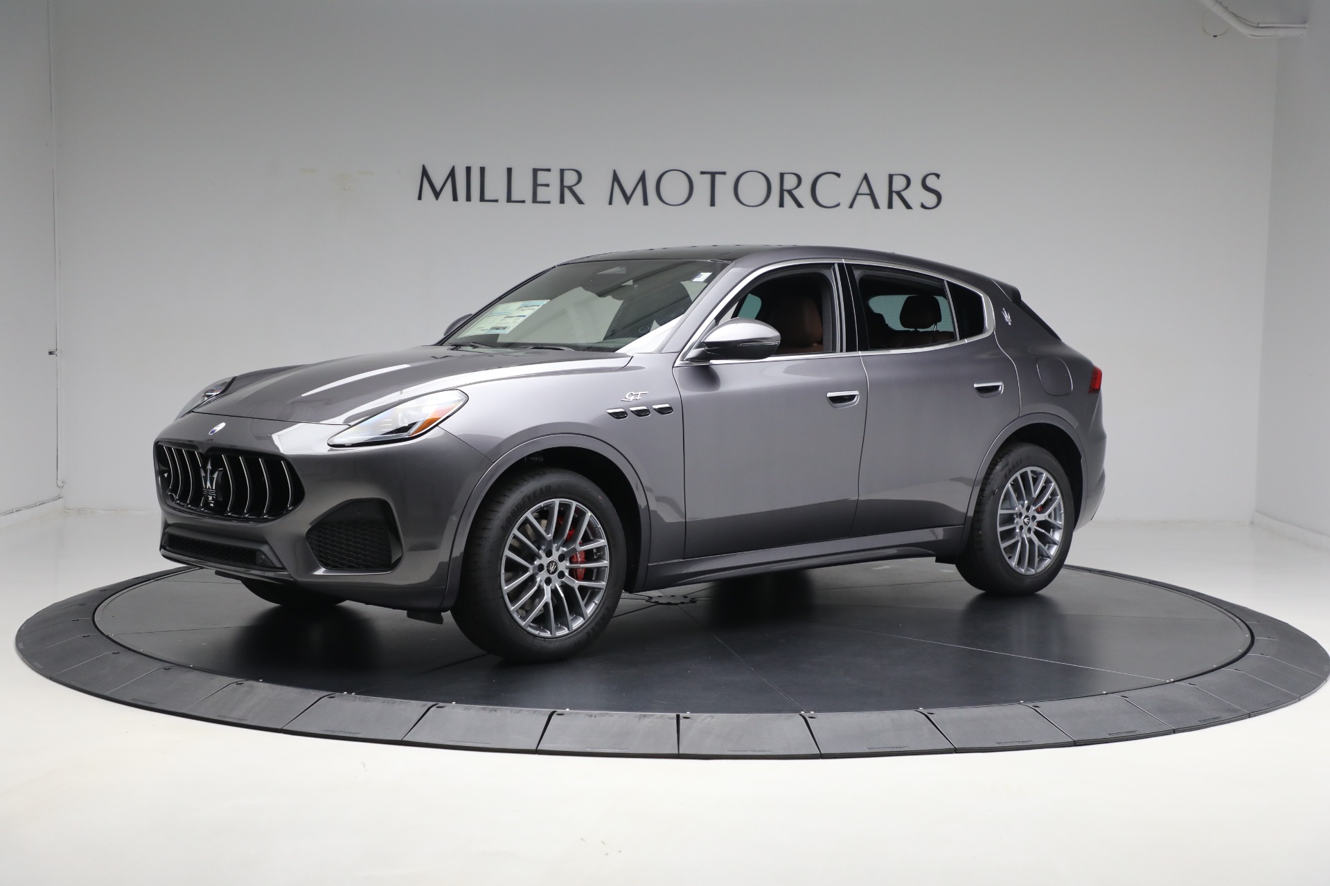 New-2024-Maserati-Grecale-GT