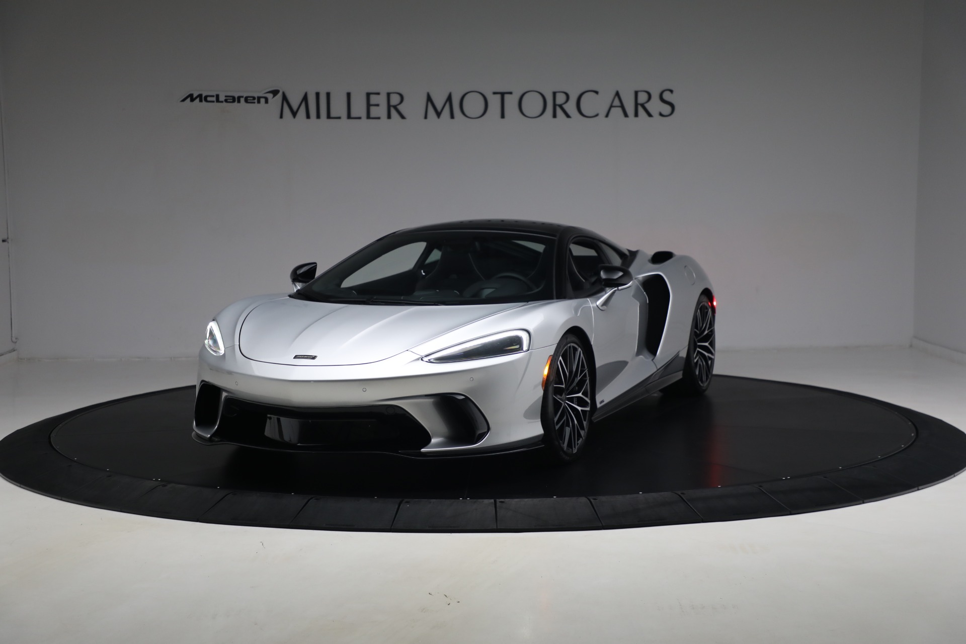 New-2025-McLaren-GTS-TechLux