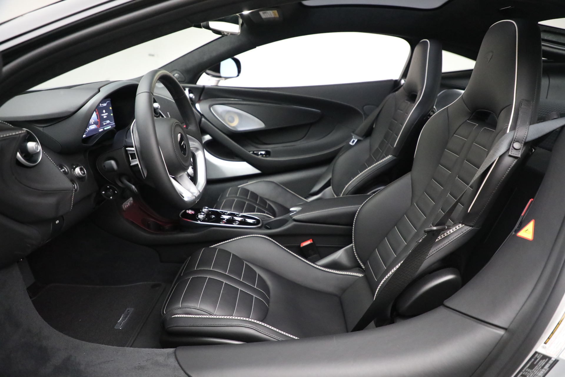 New-2025-McLaren-GTS-TechLux