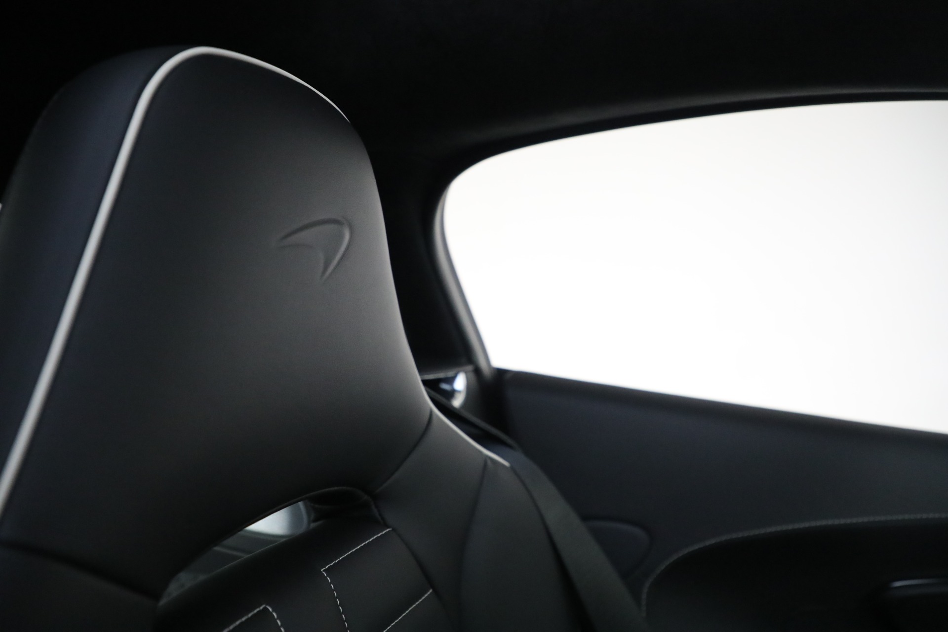 New-2025-McLaren-GTS-TechLux