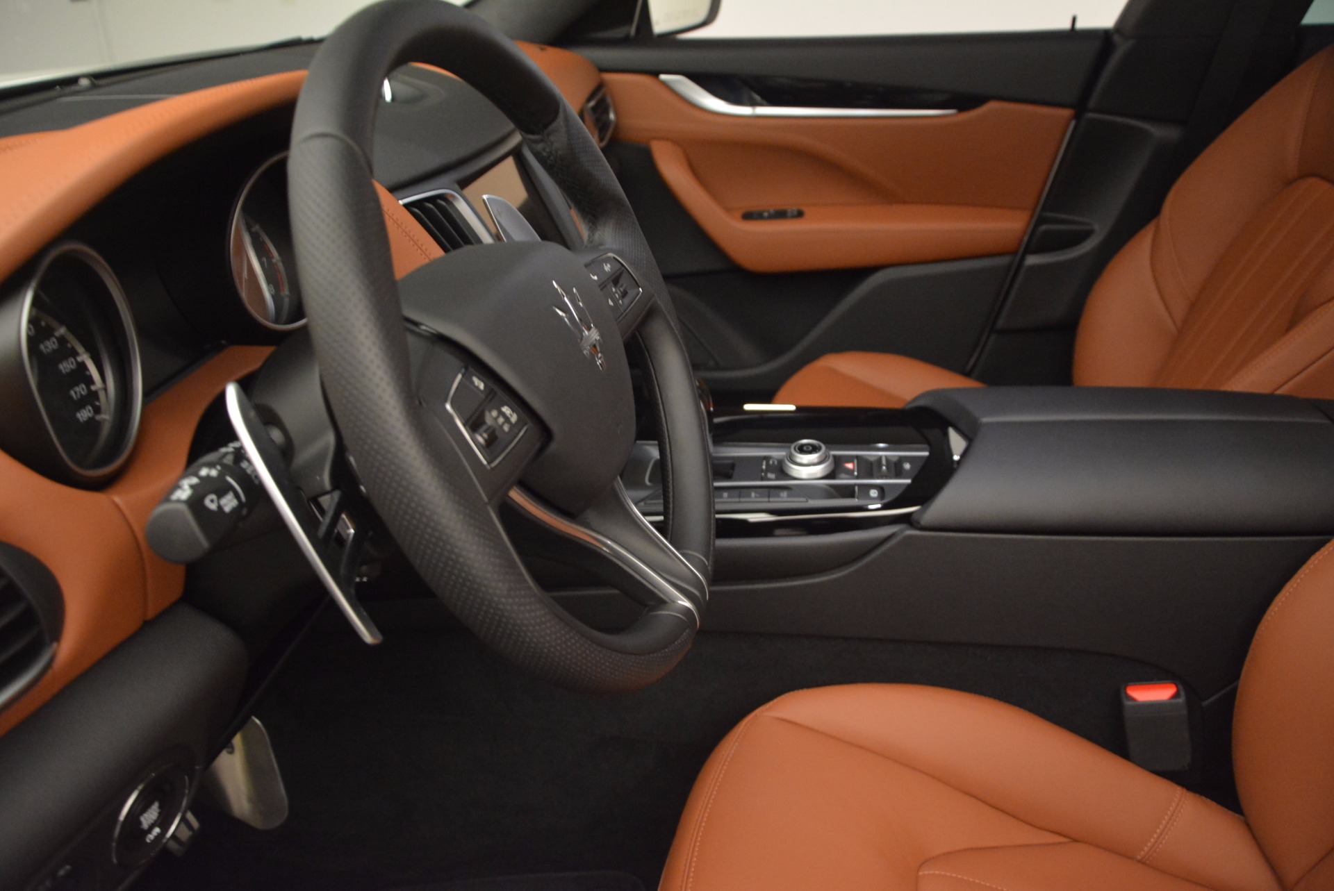 New-2017-Maserati-Levante