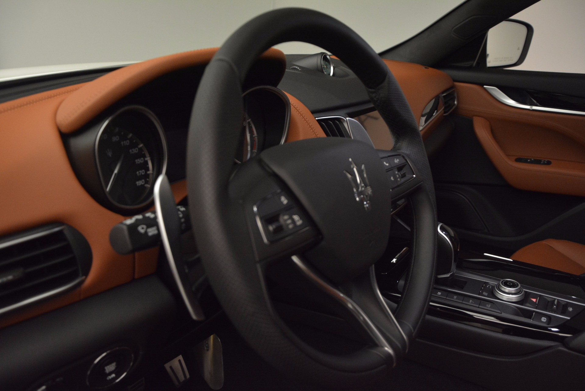 New-2017-Maserati-Levante