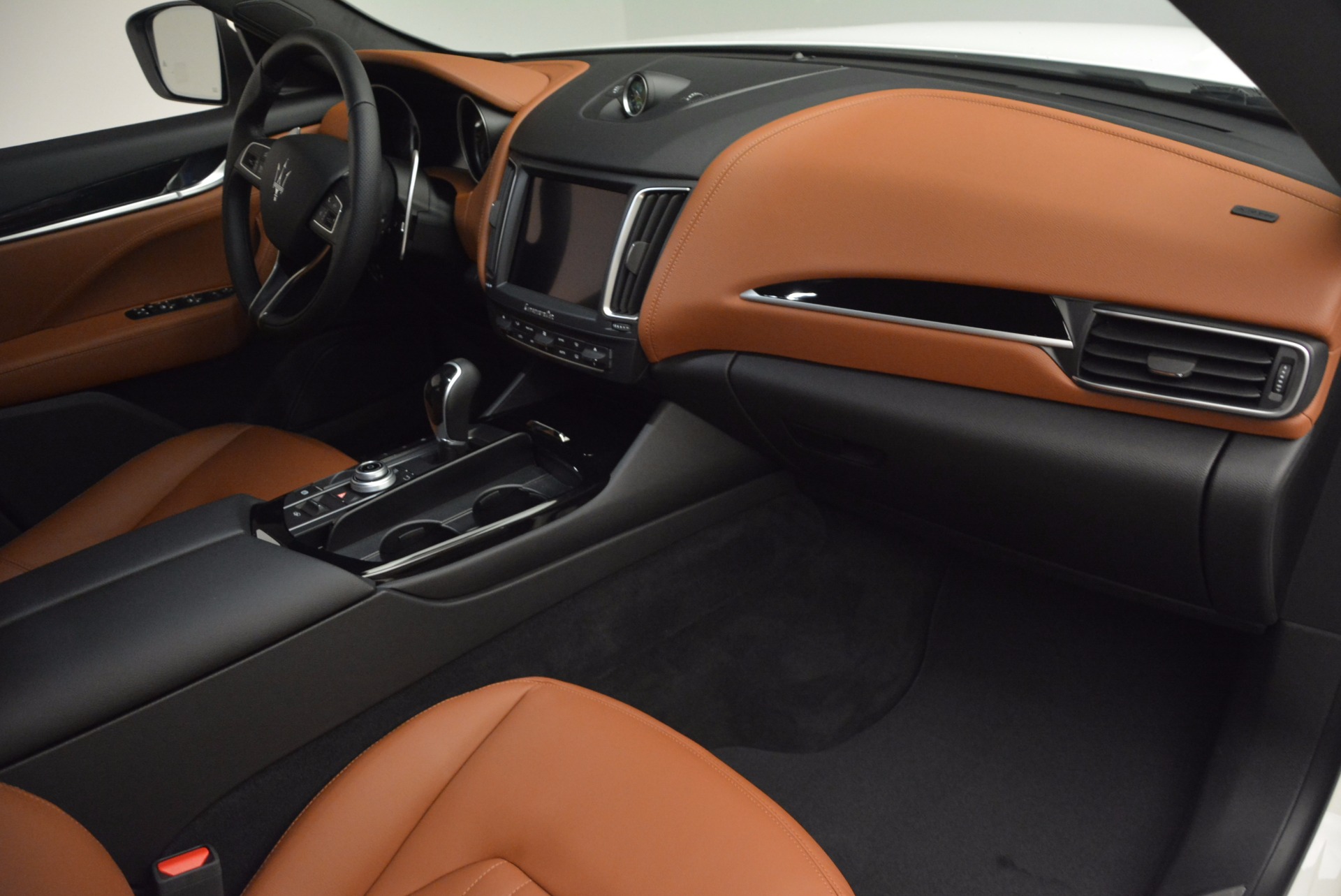 New-2017-Maserati-Levante