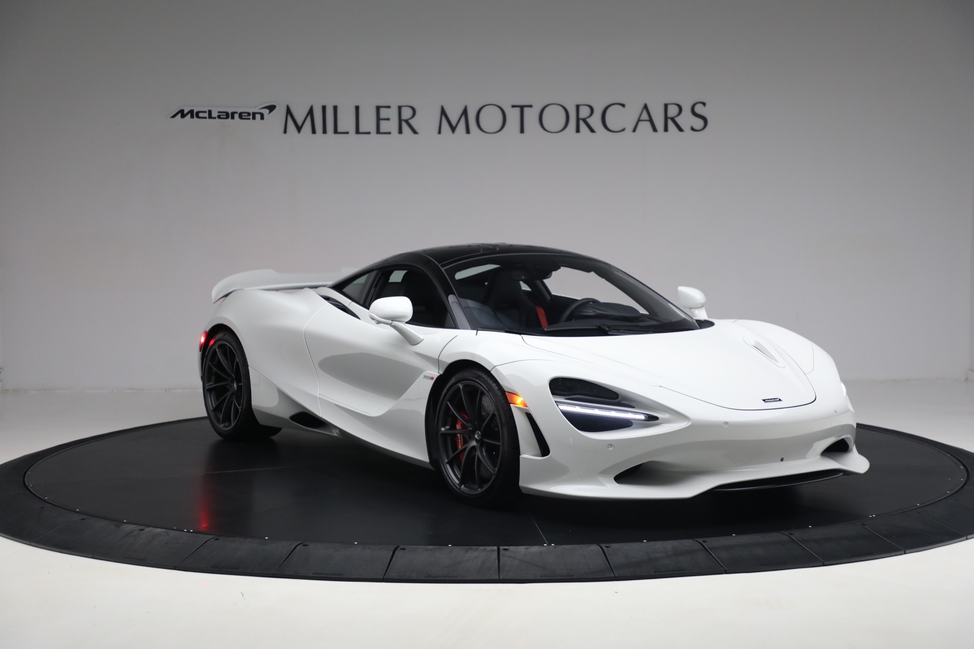 New-2024-McLaren-750S-TechLux