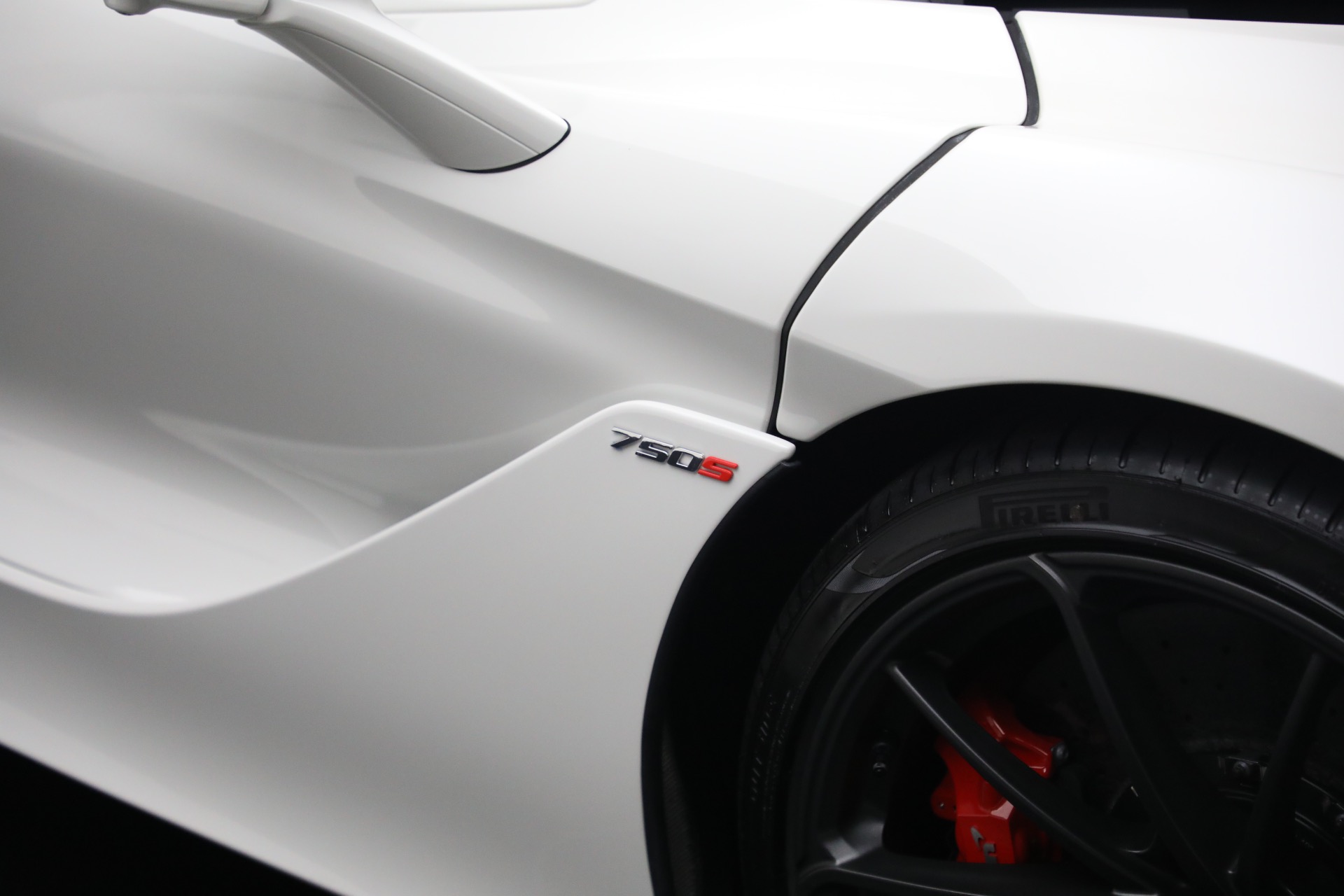 New-2024-McLaren-750S-TechLux