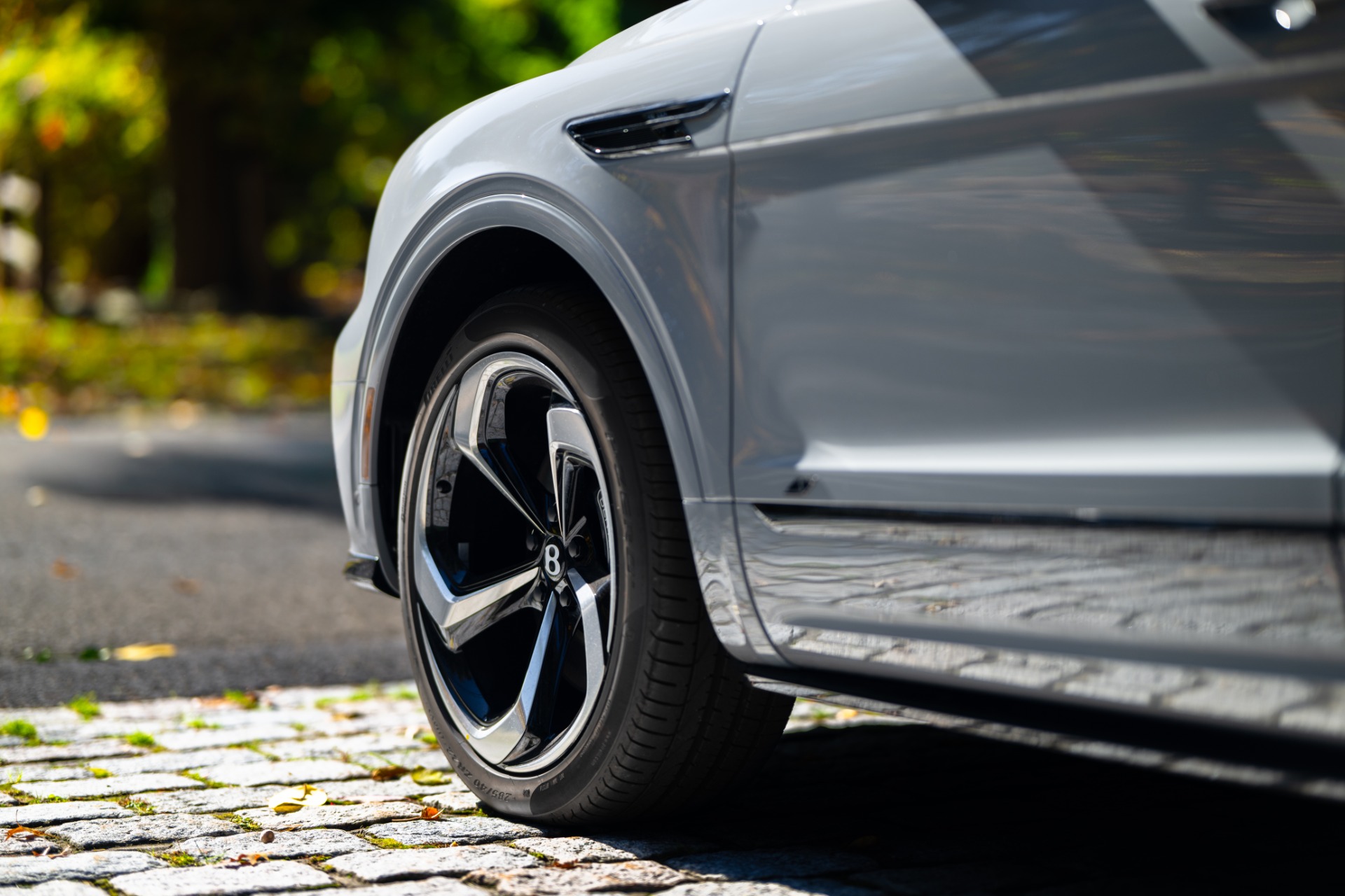 New-2024-Bentley-Bentayga-S-V8