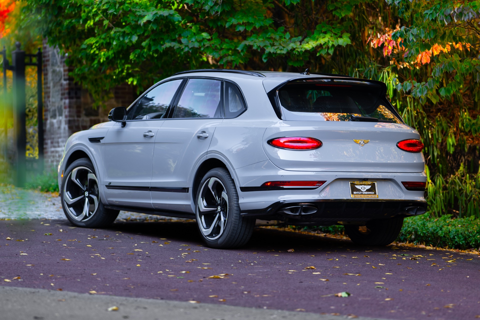 New-2024-Bentley-Bentayga-S-V8