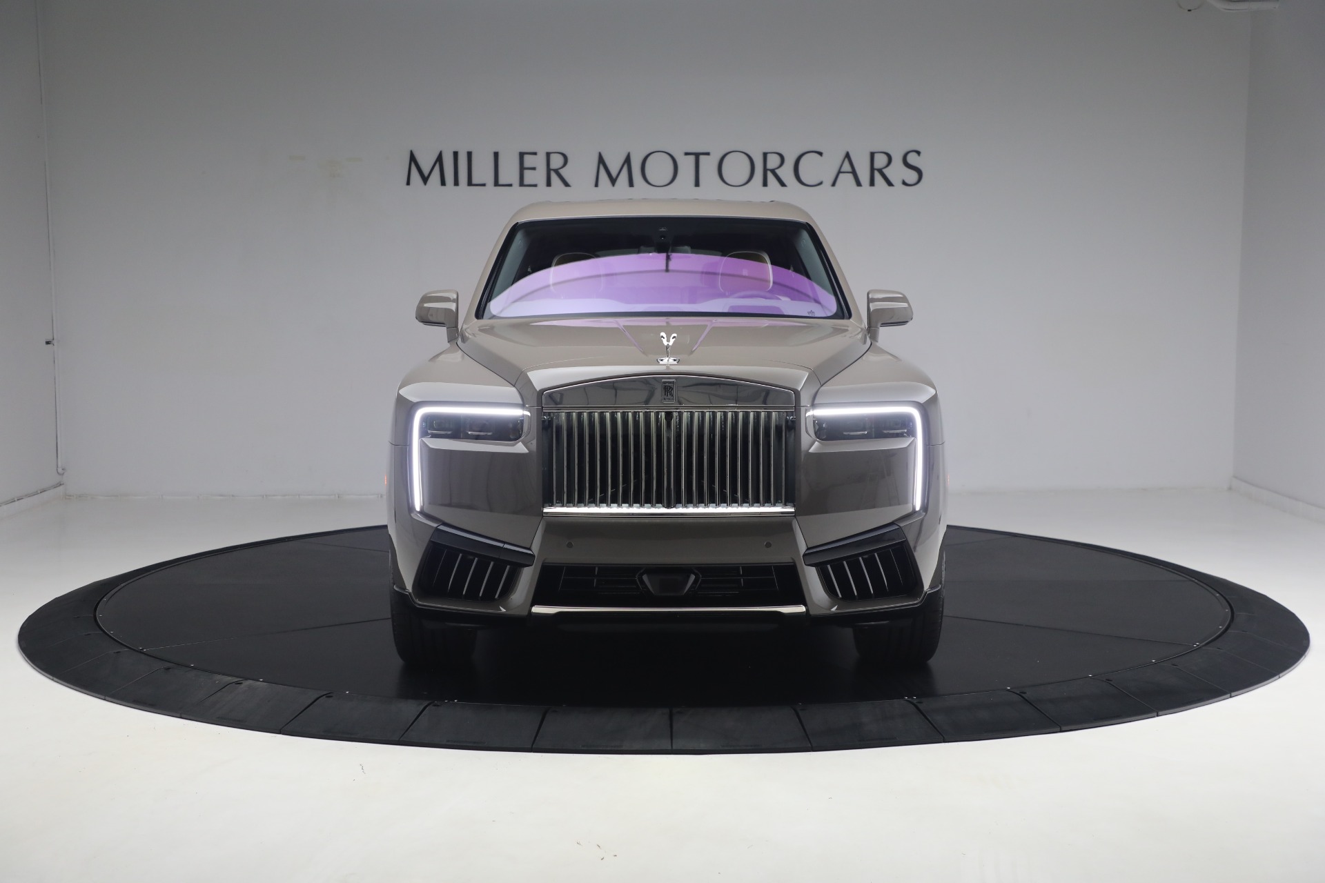 Used-2025-Rolls-Royce-Cullinan