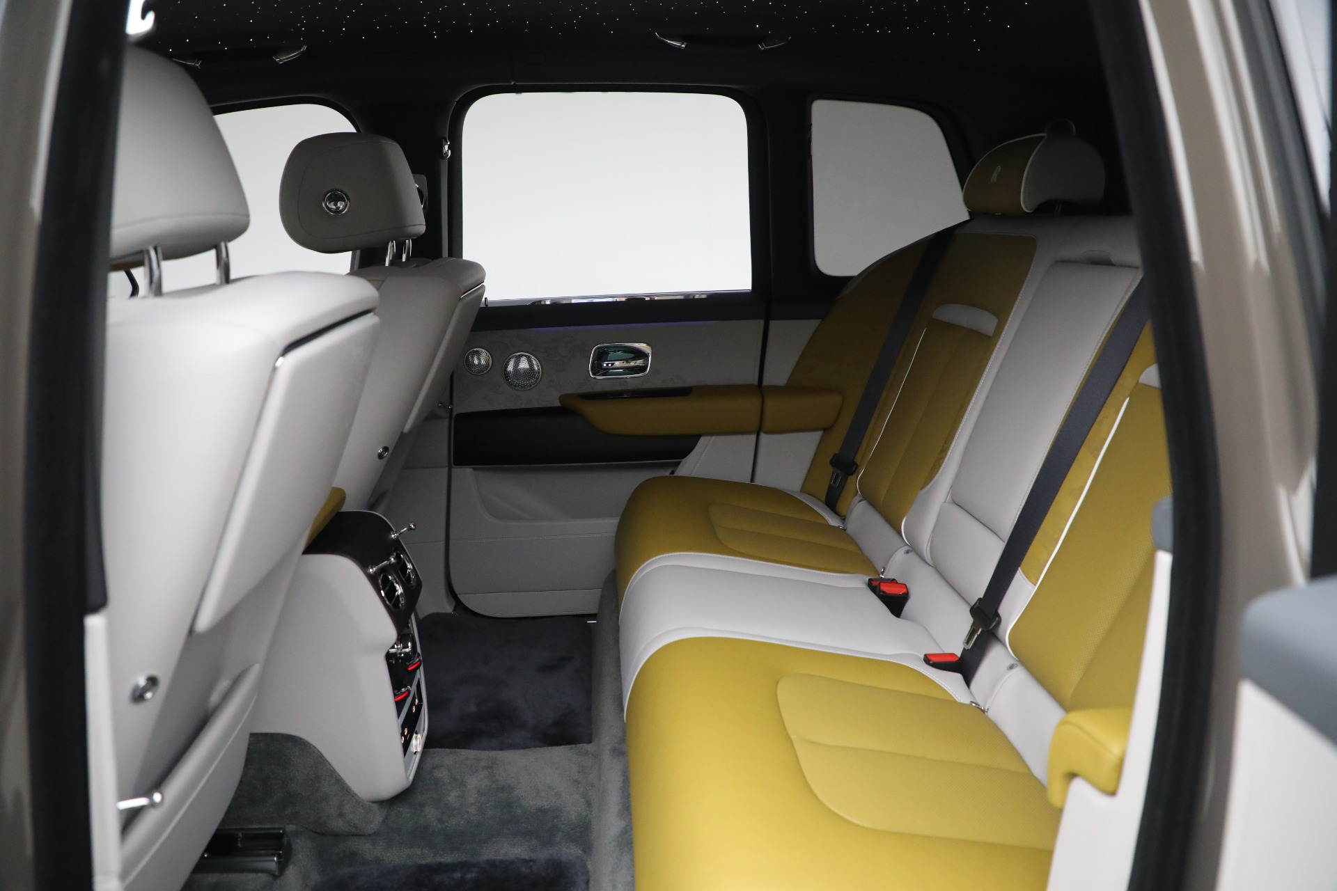 Used-2025-Rolls-Royce-Cullinan