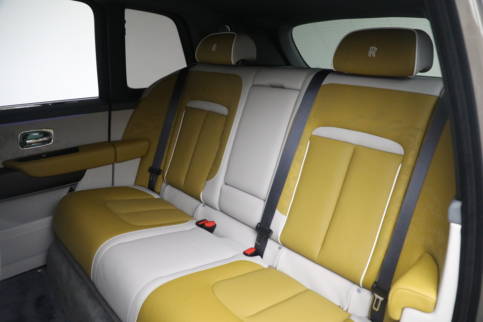 Used-2025-Rolls-Royce-Cullinan