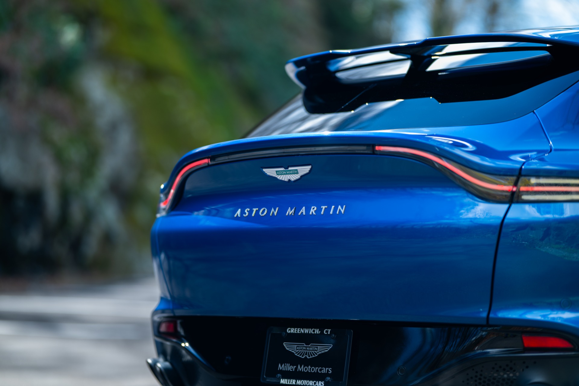 New-2025-Aston-Martin-DBX-707