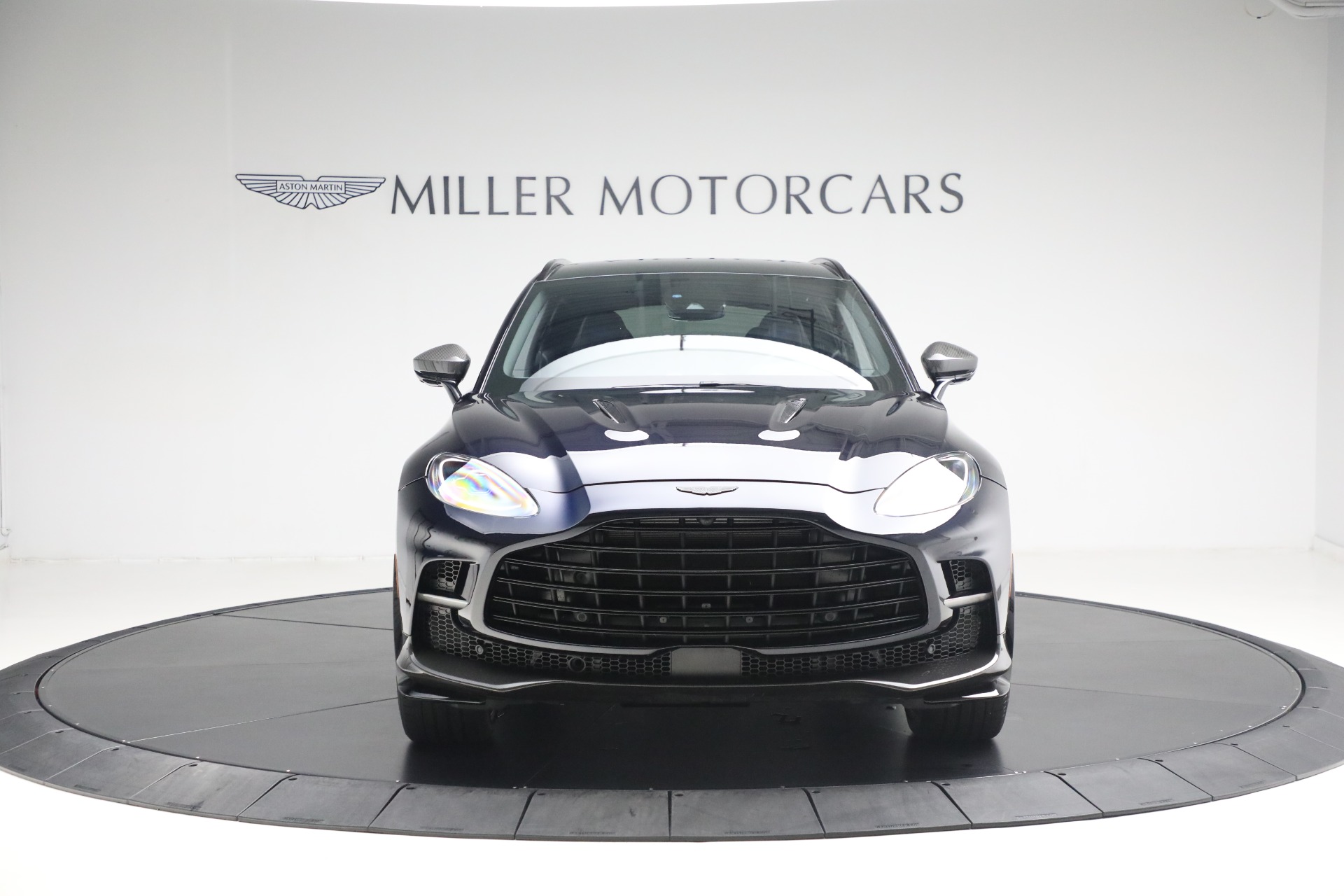 Used-2024-Aston-Martin-DBX-707