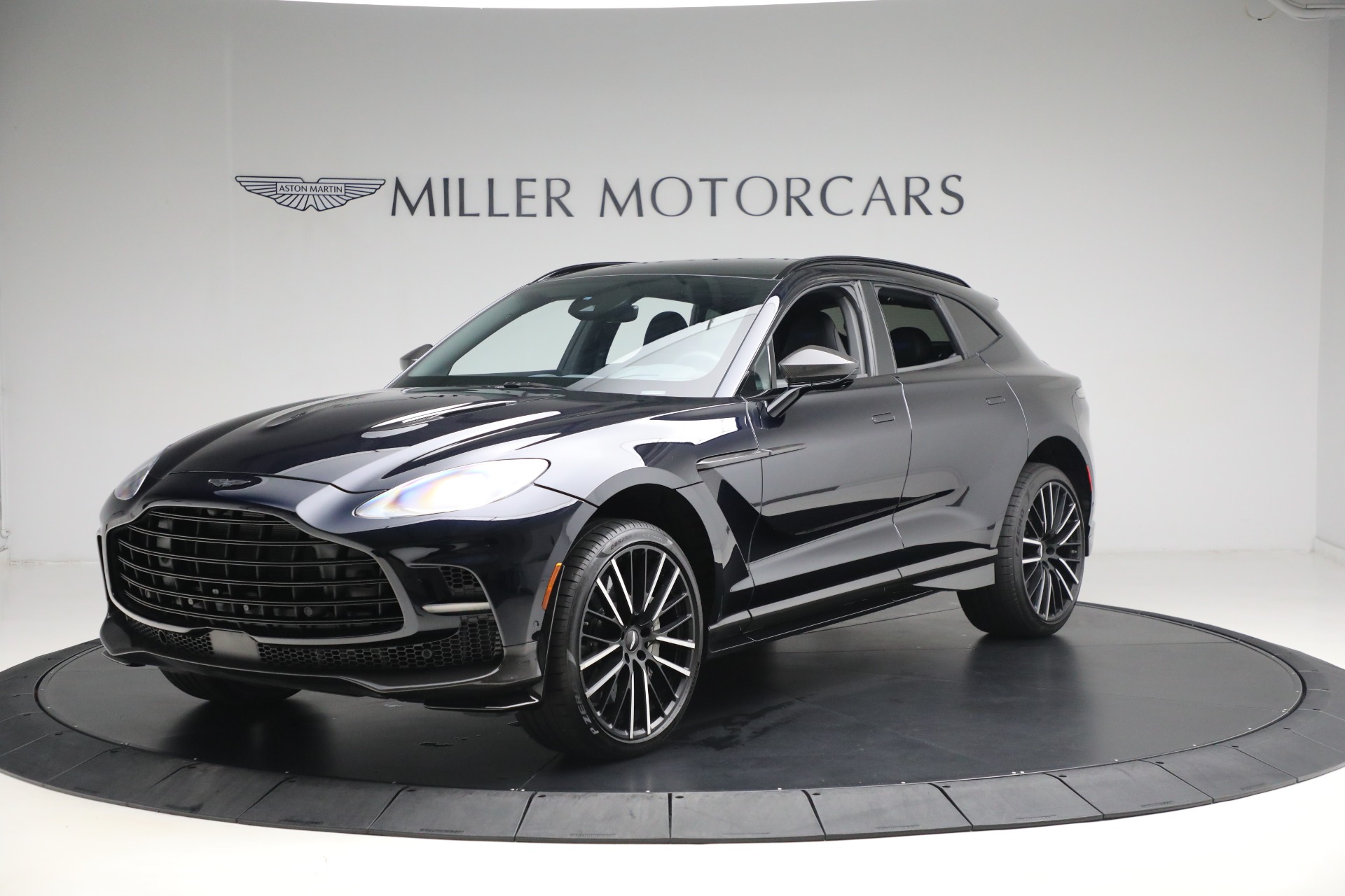 Used-2024-Aston-Martin-DBX-707