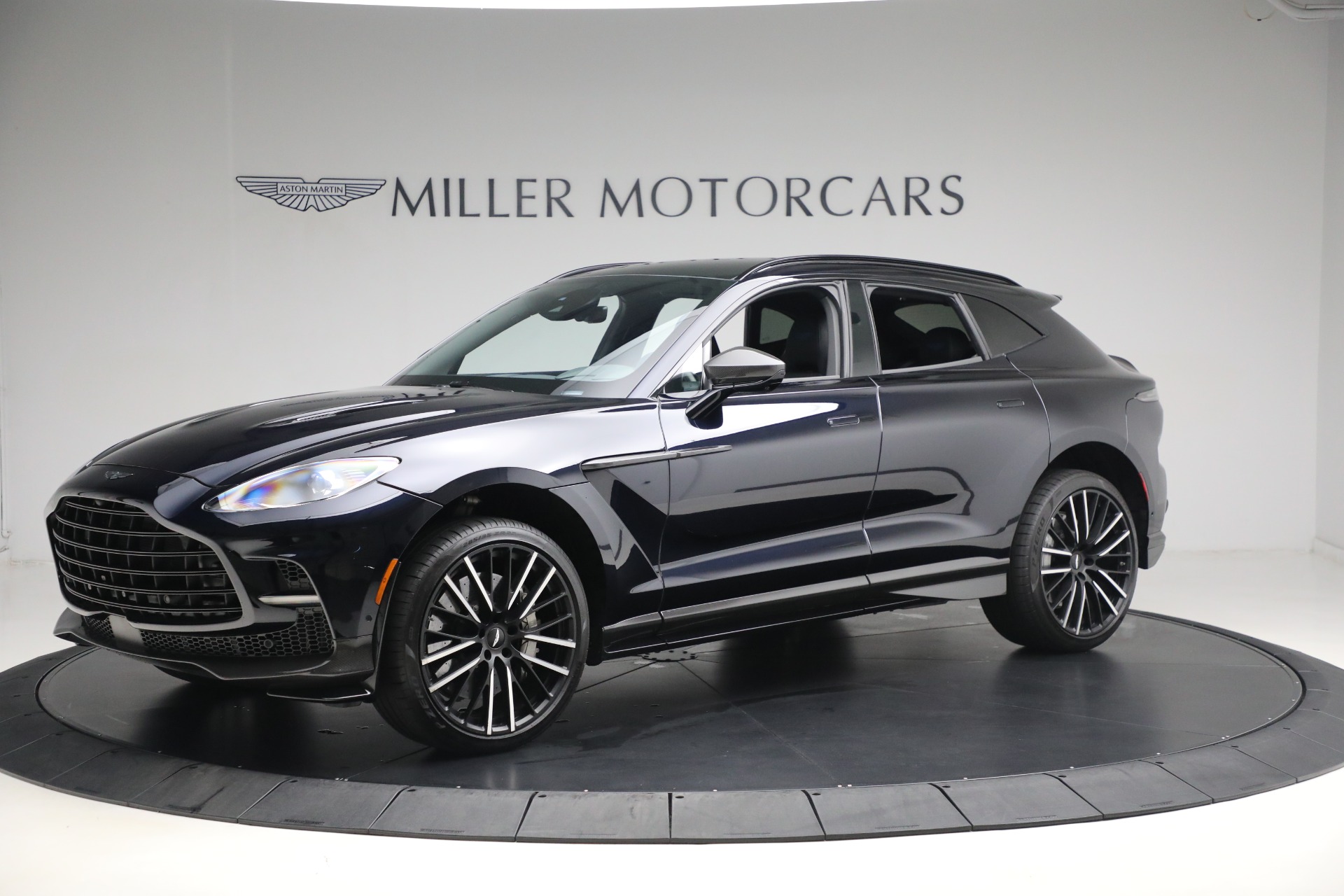 Used-2024-Aston-Martin-DBX-707