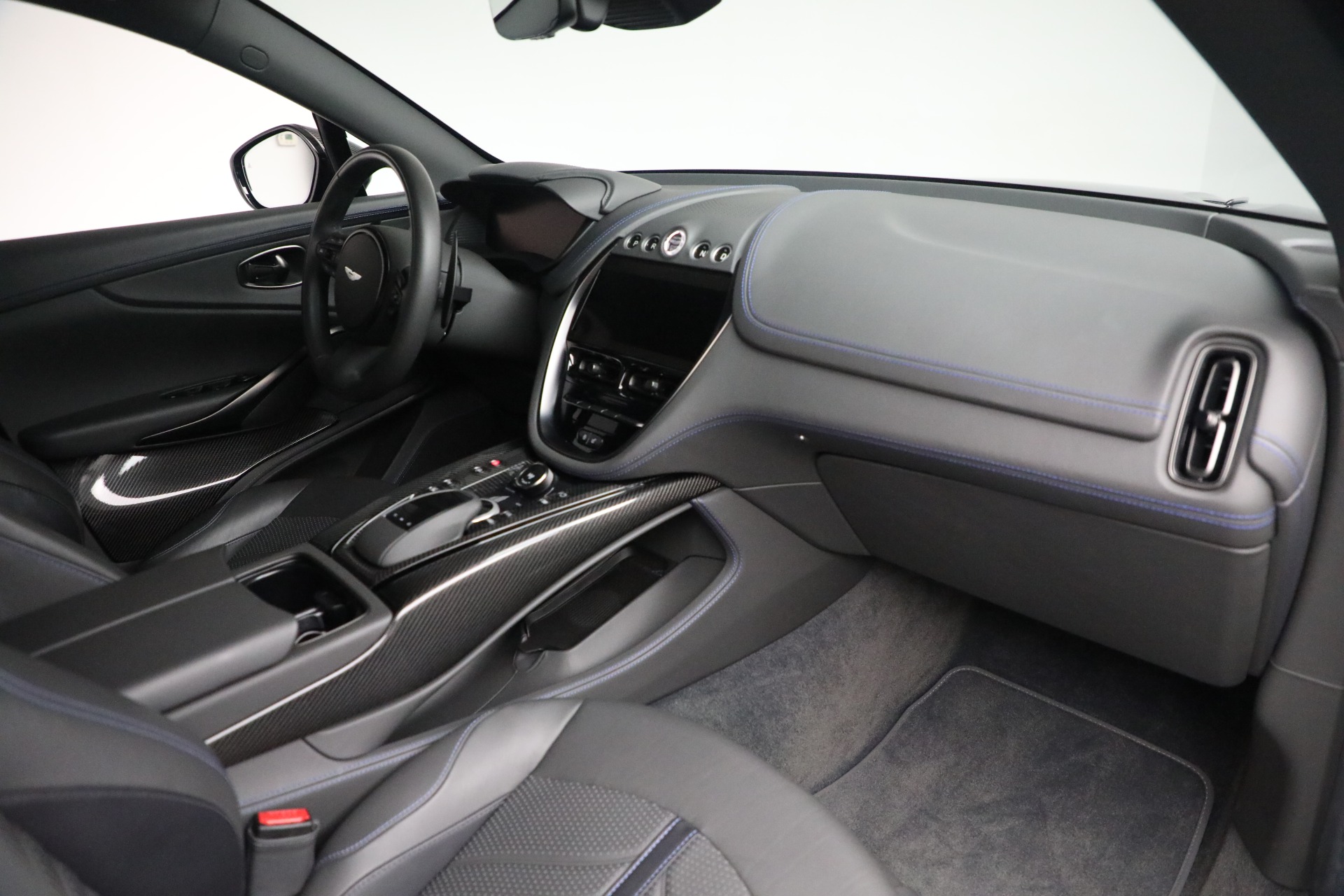 Used-2024-Aston-Martin-DBX-707