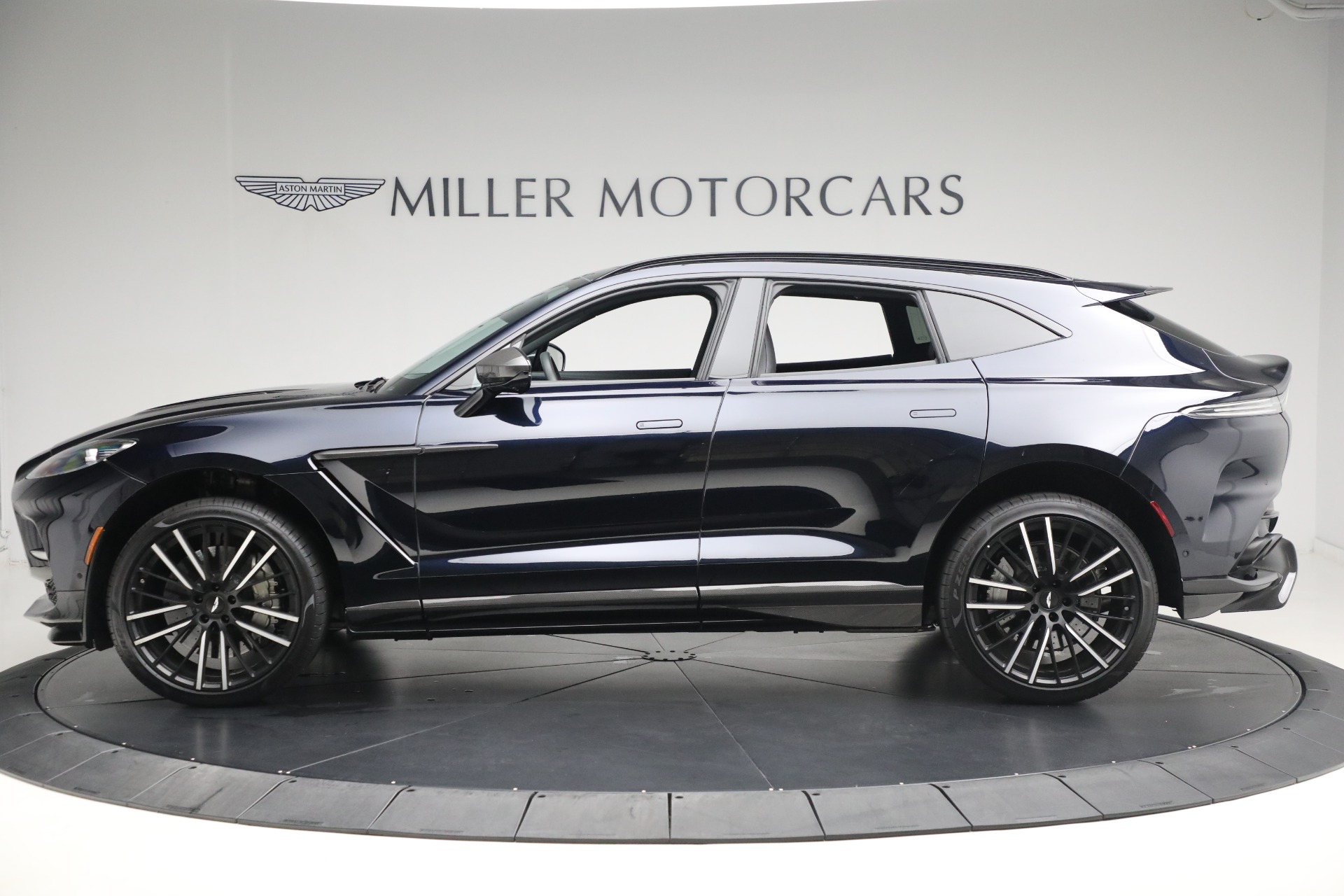 Used-2024-Aston-Martin-DBX-707