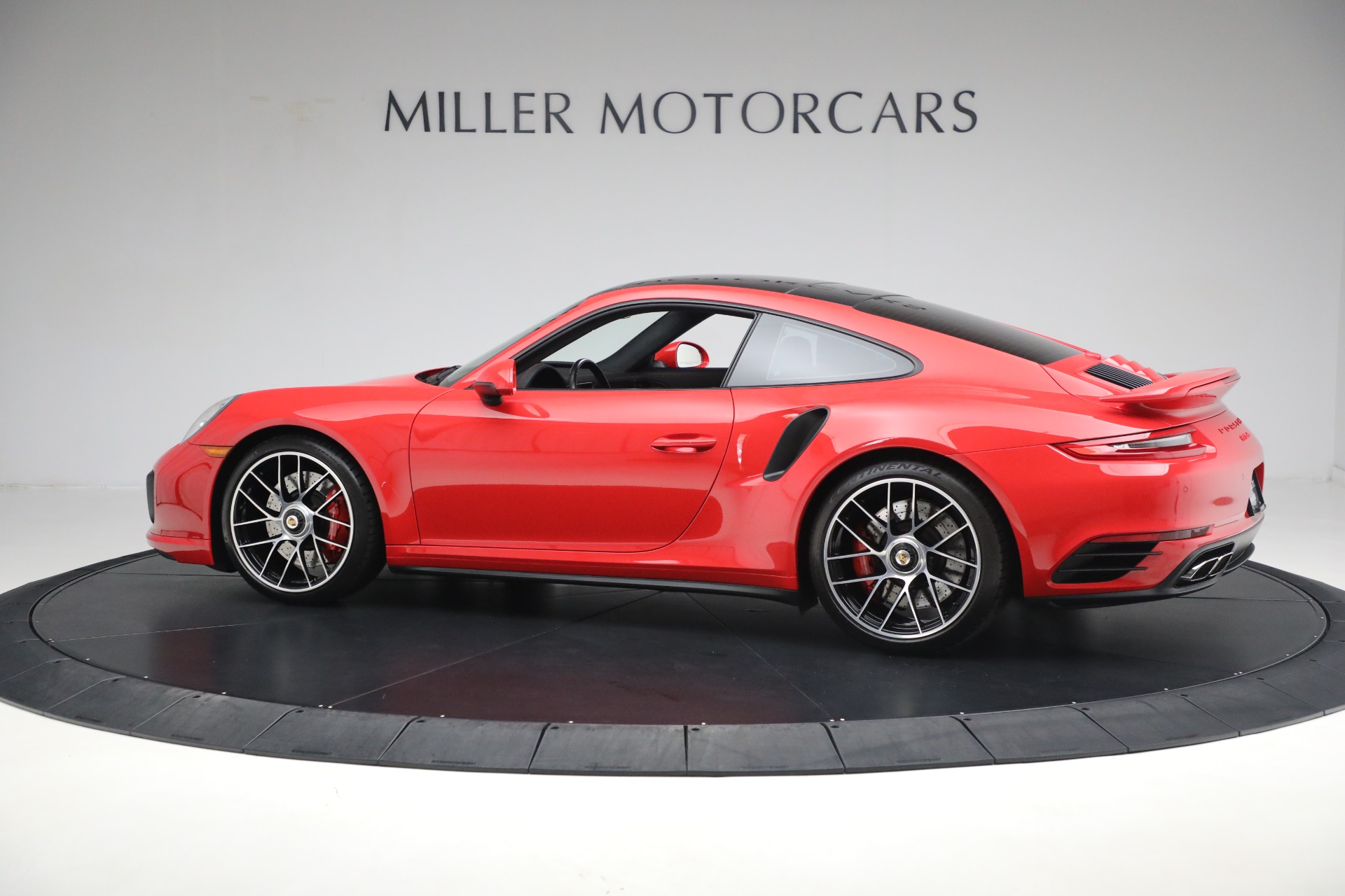 Used-2019-Porsche-911-Turbo