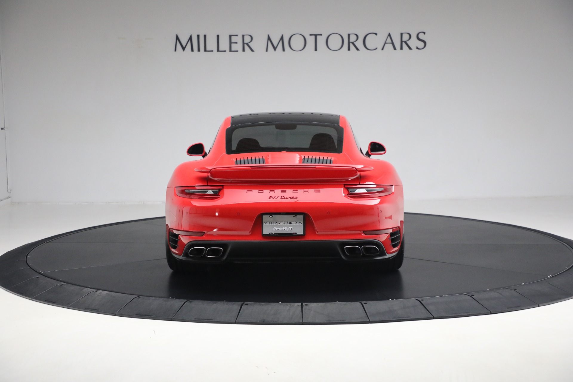 Used-2019-Porsche-911-Turbo