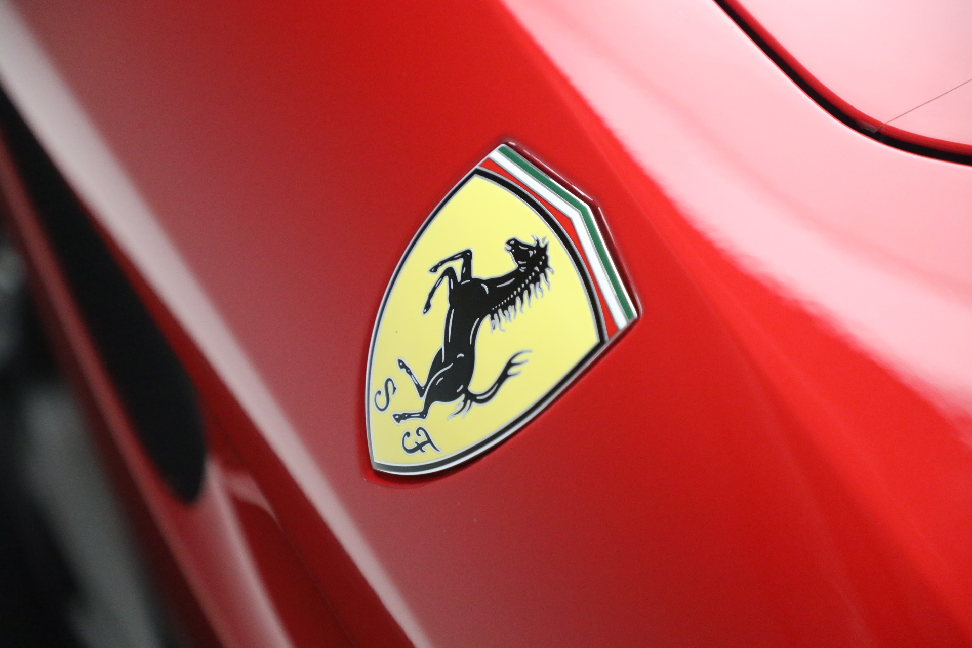 Used-2017-Ferrari-California-T