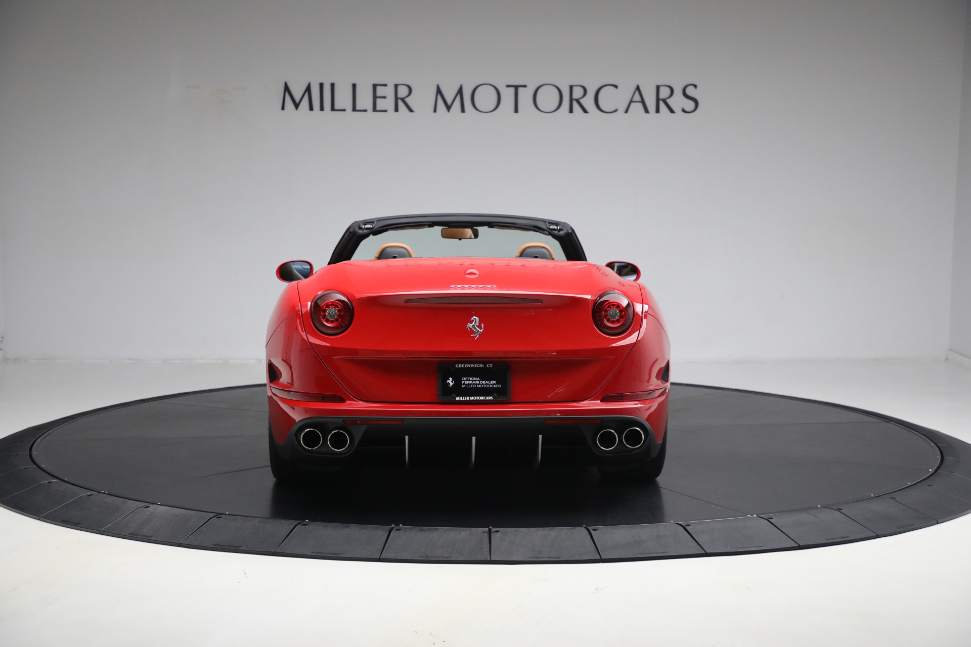 Used-2017-Ferrari-California-T
