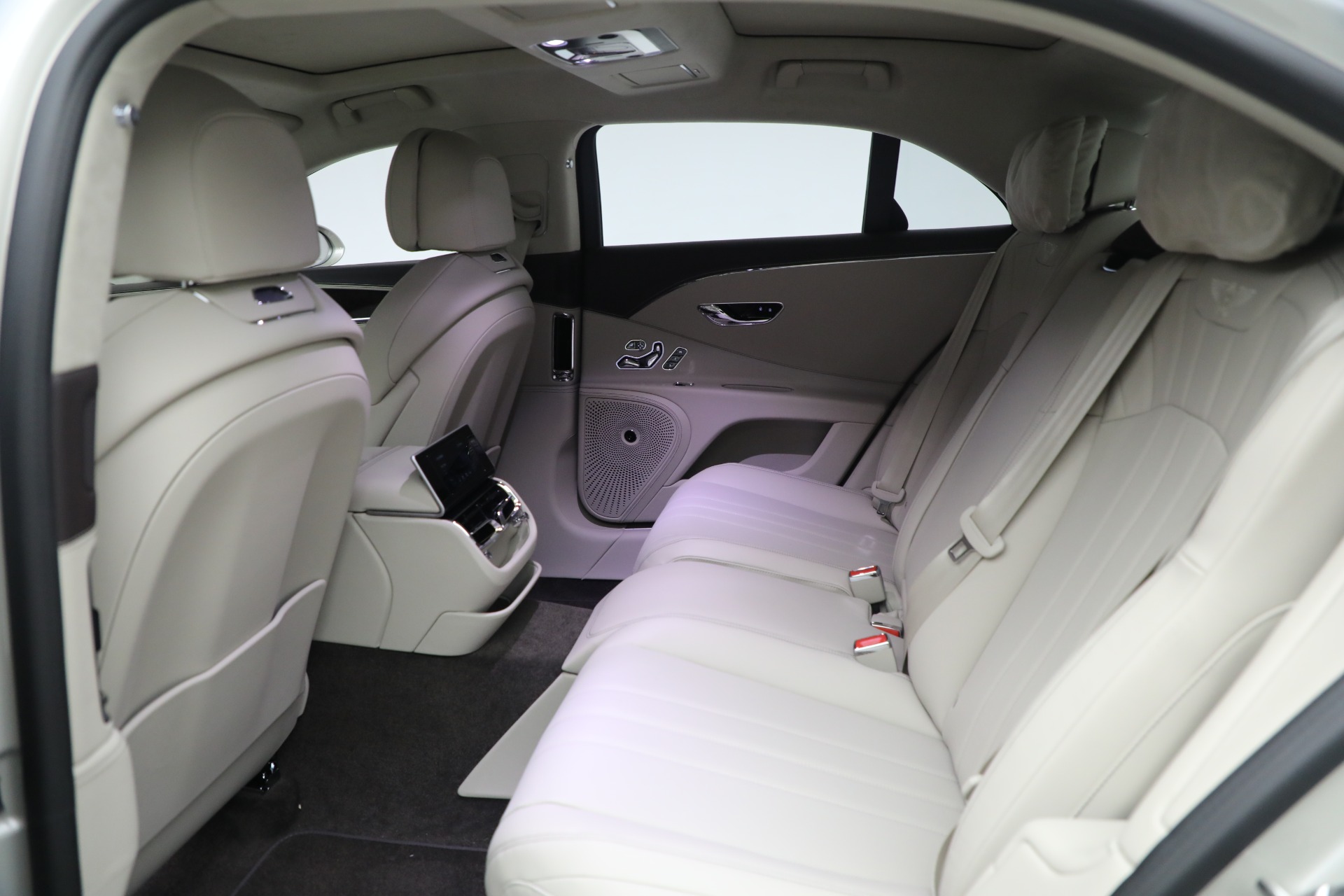 New-2024-Bentley-Flying-Spur-Edition-8