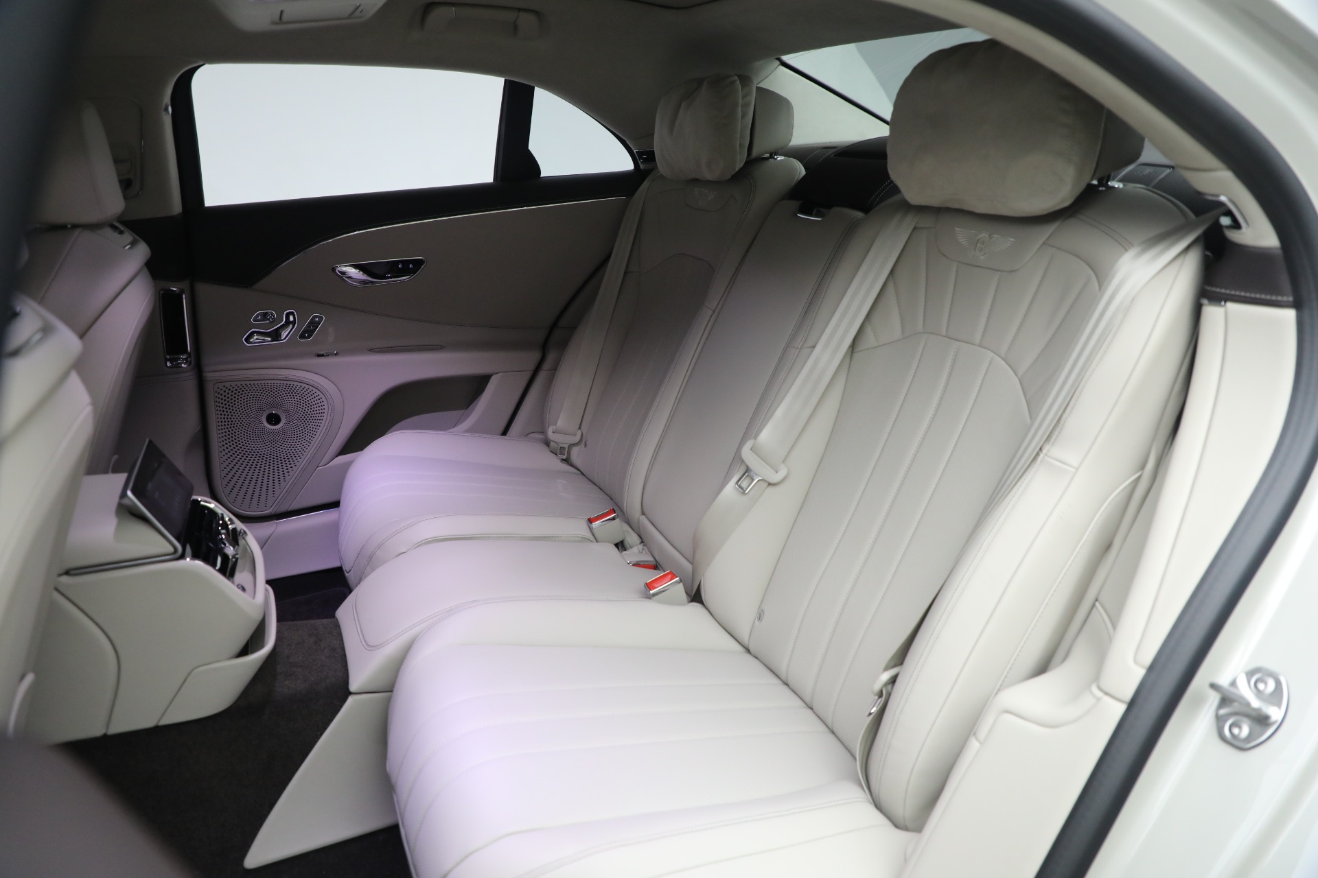 New-2024-Bentley-Flying-Spur-Edition-8