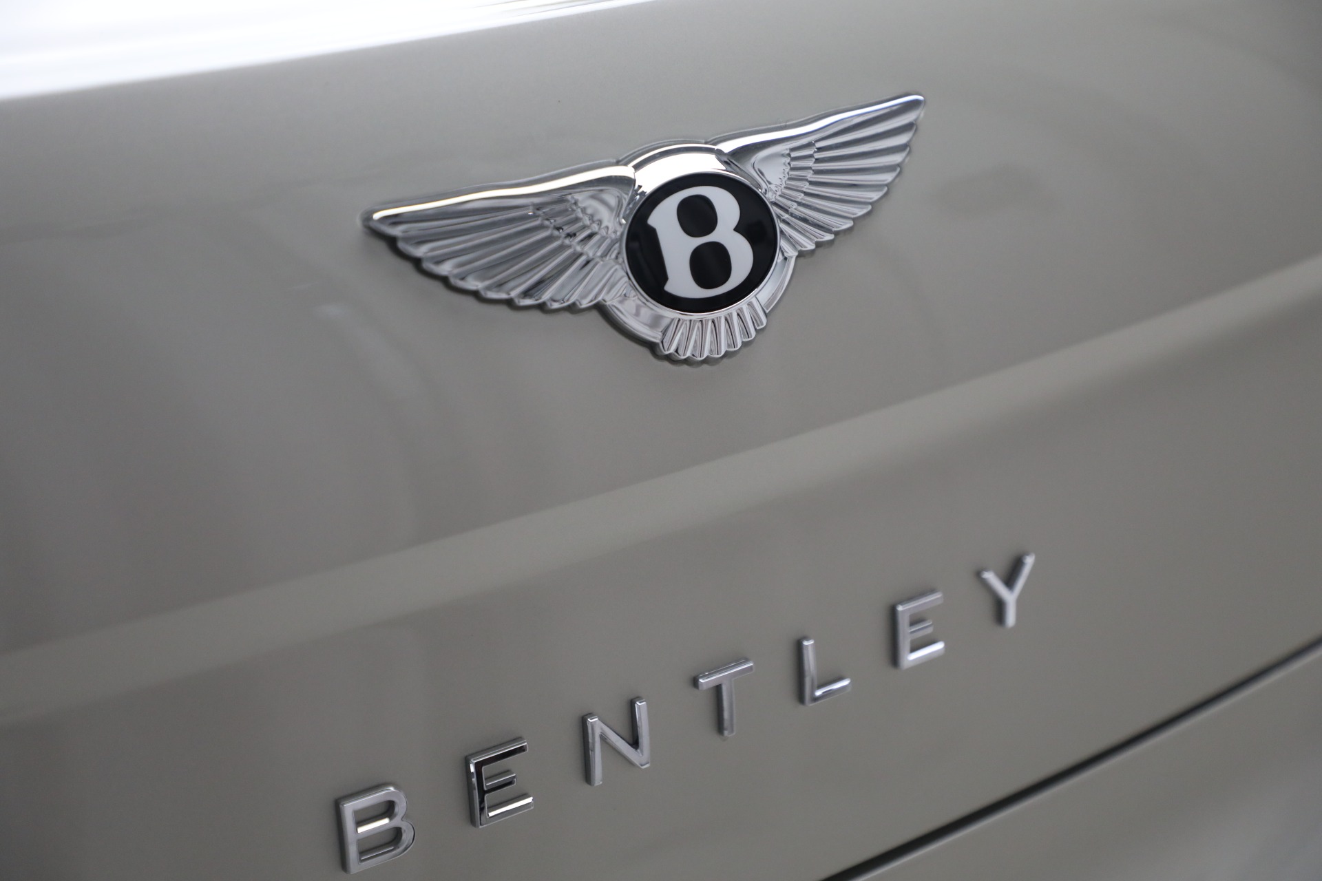 New-2024-Bentley-Flying-Spur-Edition-8