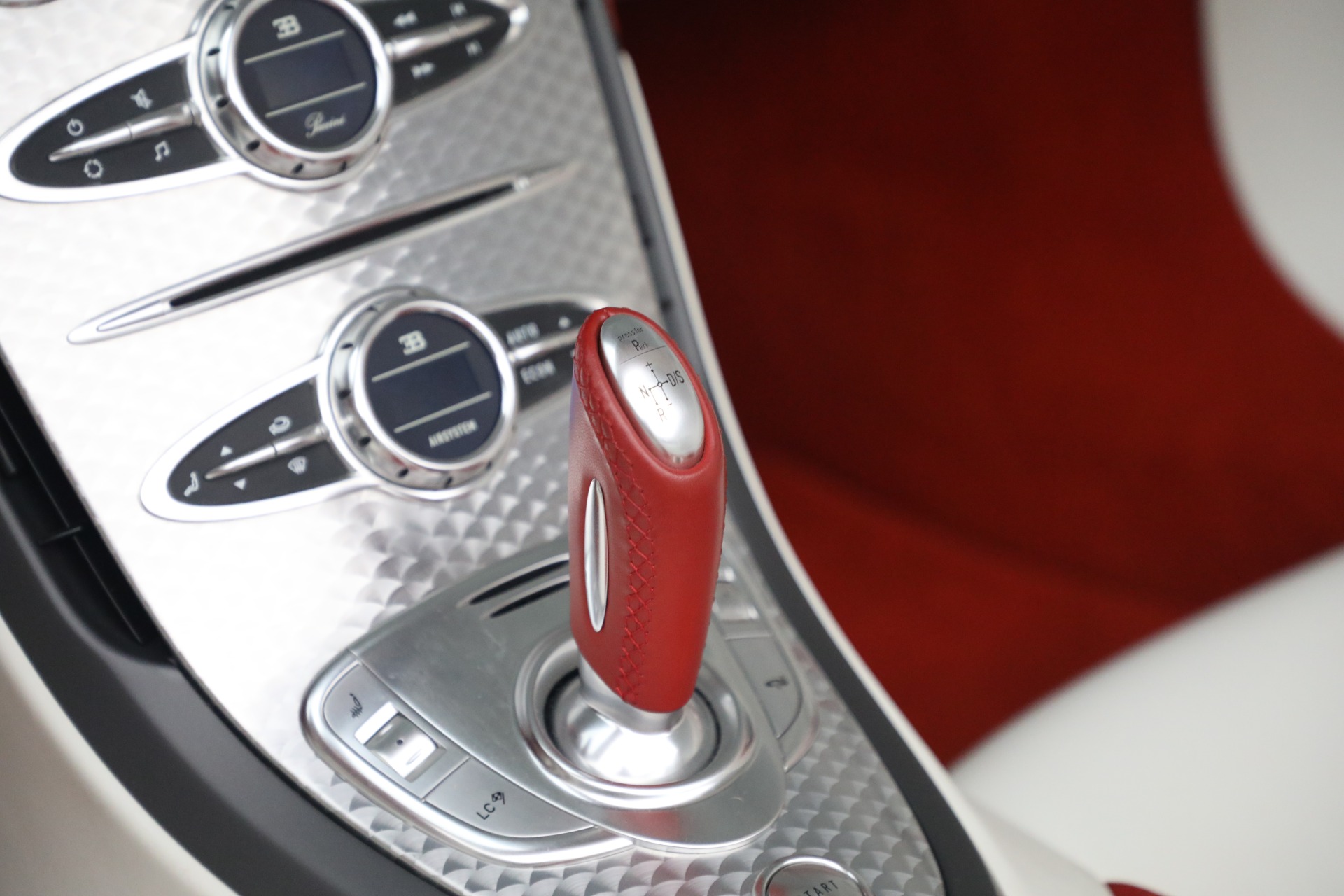 Used-2010-Bugatti-Veyron-164-Grand-Sport