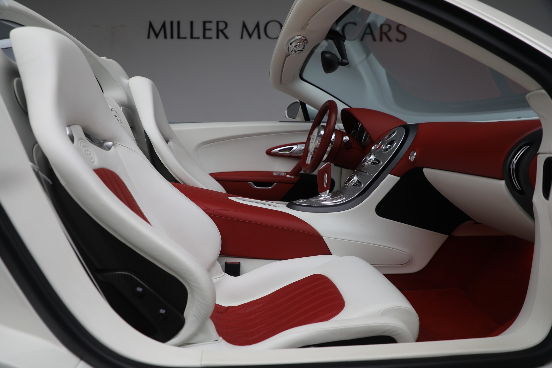 Used-2010-Bugatti-Veyron-164-Grand-Sport