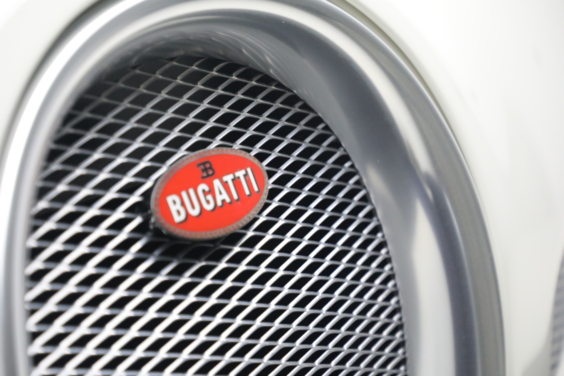 Used-2010-Bugatti-Veyron-164-Grand-Sport